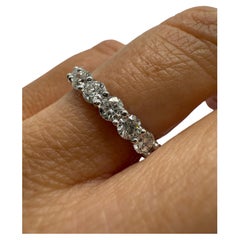 Bague d'éternité en diamant de 2,63 carats or 18KT