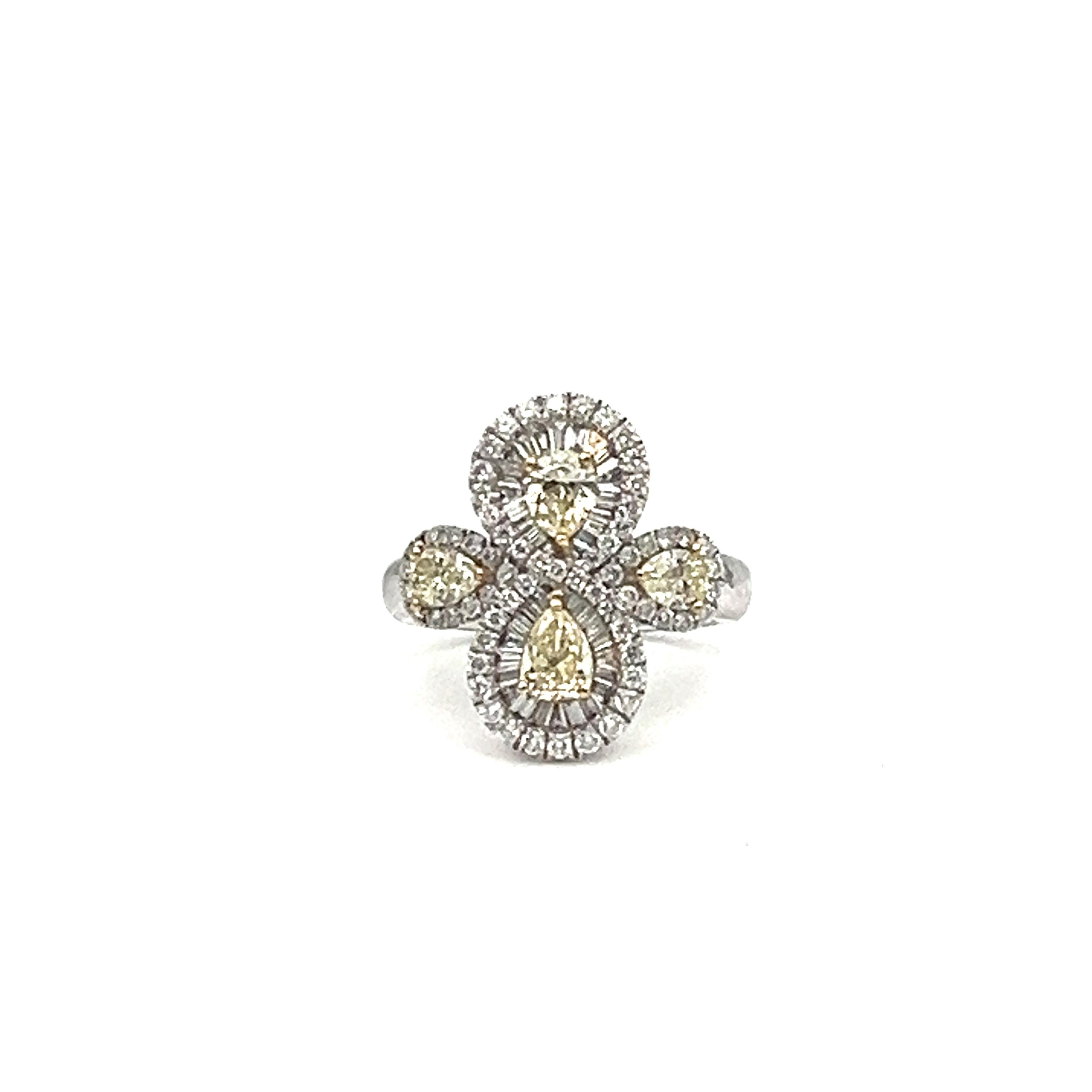 2.63 ct Natural Yellow & Diamond Ring In New Condition For Sale In Chicago, IL