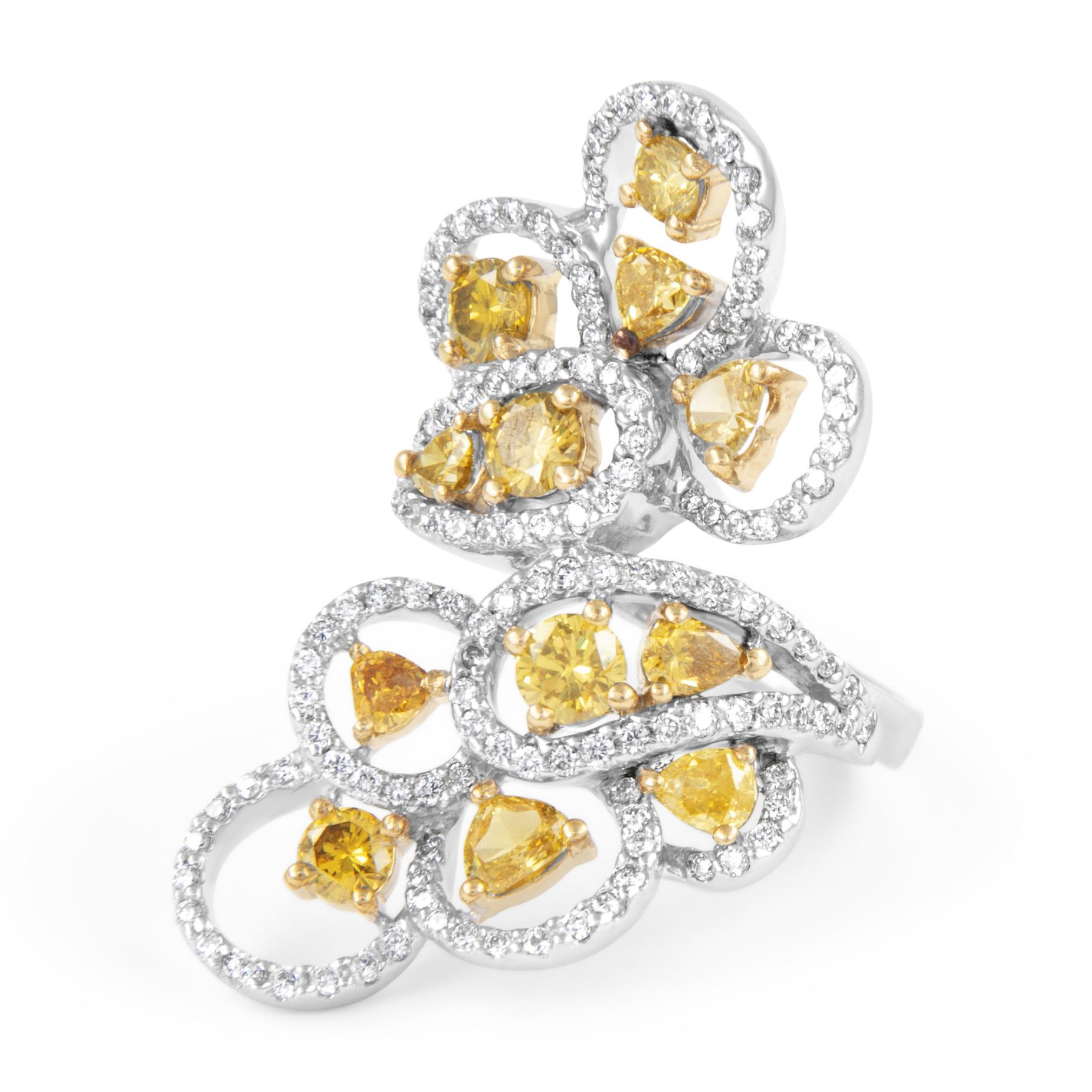 Modern 2.63ctt Fancy Greenish Brownish Yellow Diamond Floral Ring 18k For Sale