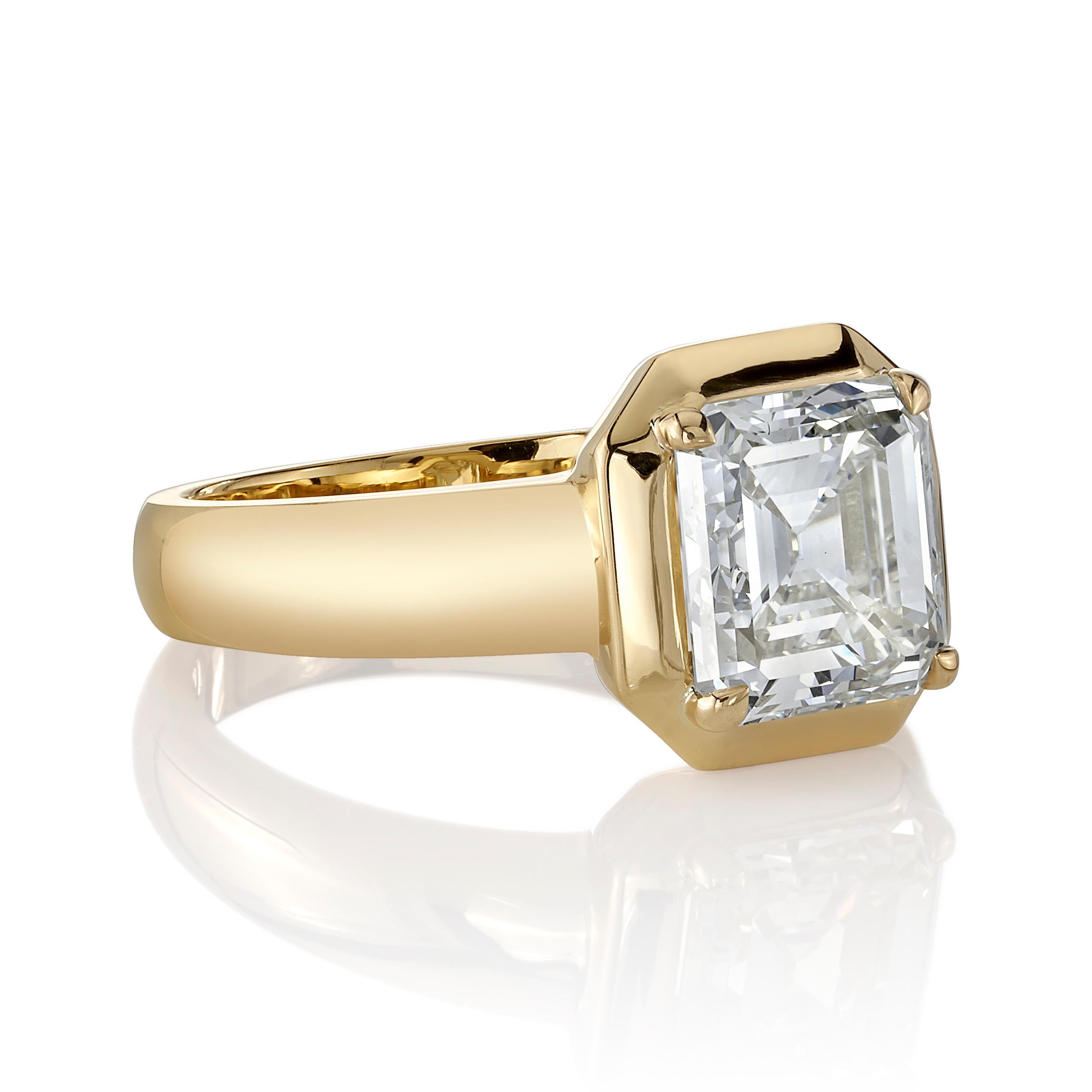 2.64ctw N/VS1 GIA certified Asscher cut diamond set in a handcrafted 18K yellow gold mounting.

Ring is currently a size 6 and can be sized to fit. 