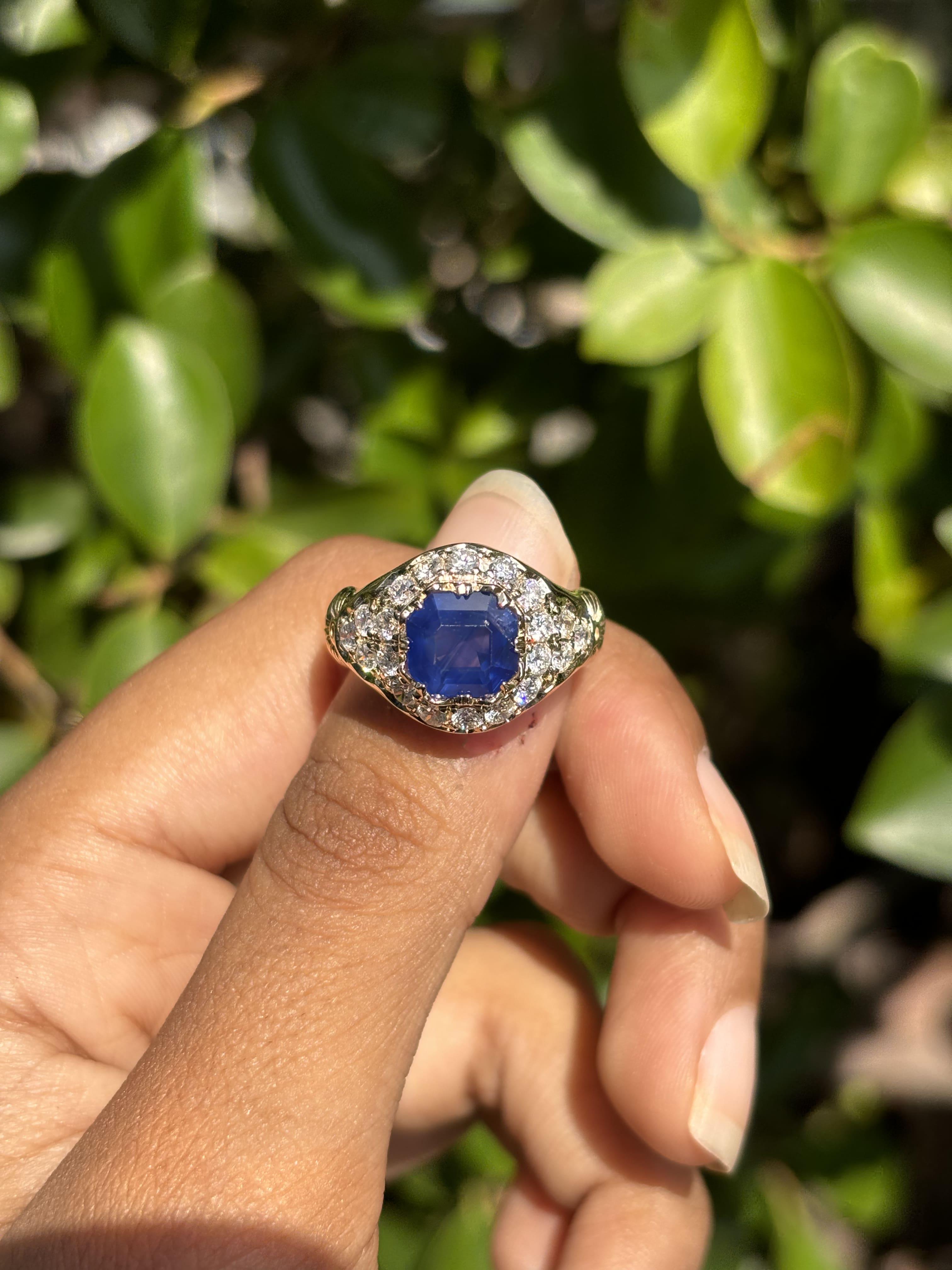 Women's or Men's   2.64 Carat Royal Blue Sapphire Ring with Old Mine Cut Diamonds in 18K Gold