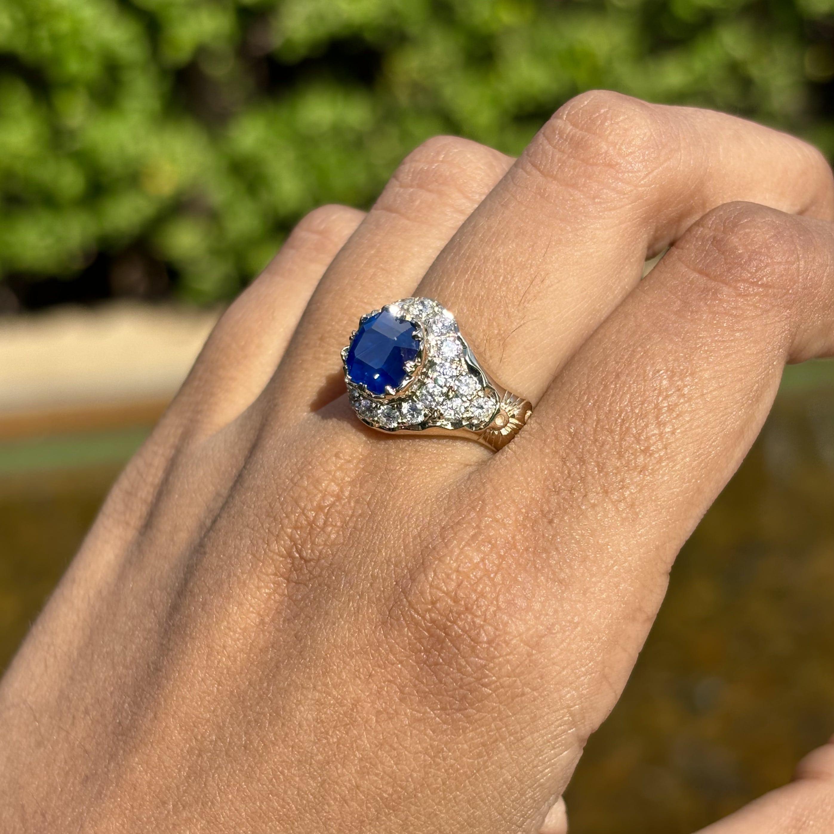   2.64 Carat Royal Blue Sapphire Ring with Old Mine Cut Diamonds in 18K Gold 6
