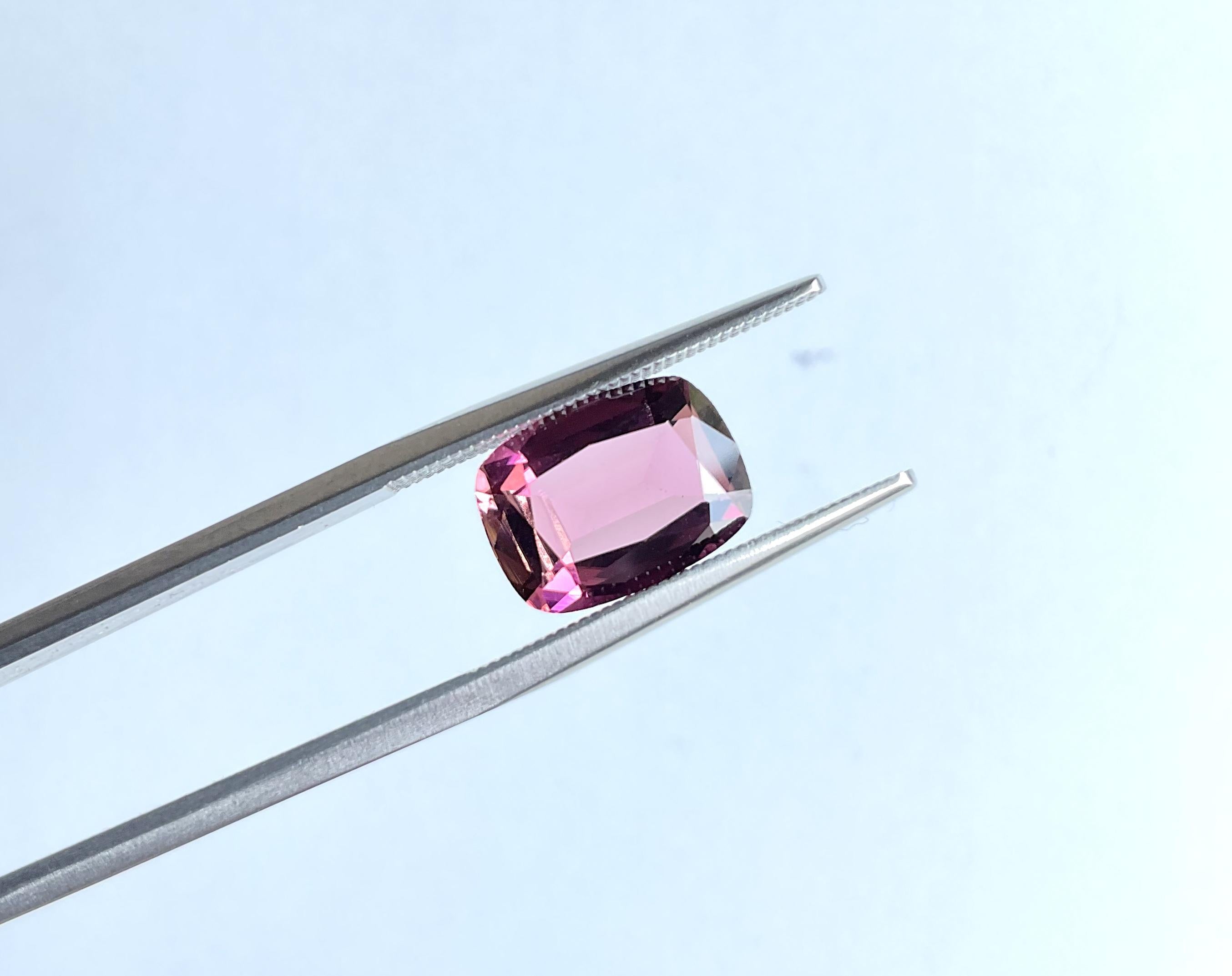 2.64 Carat Top Quality Pink Tourmaline Cushion Cut Stone For Jewelry Natural Gem For Sale 1