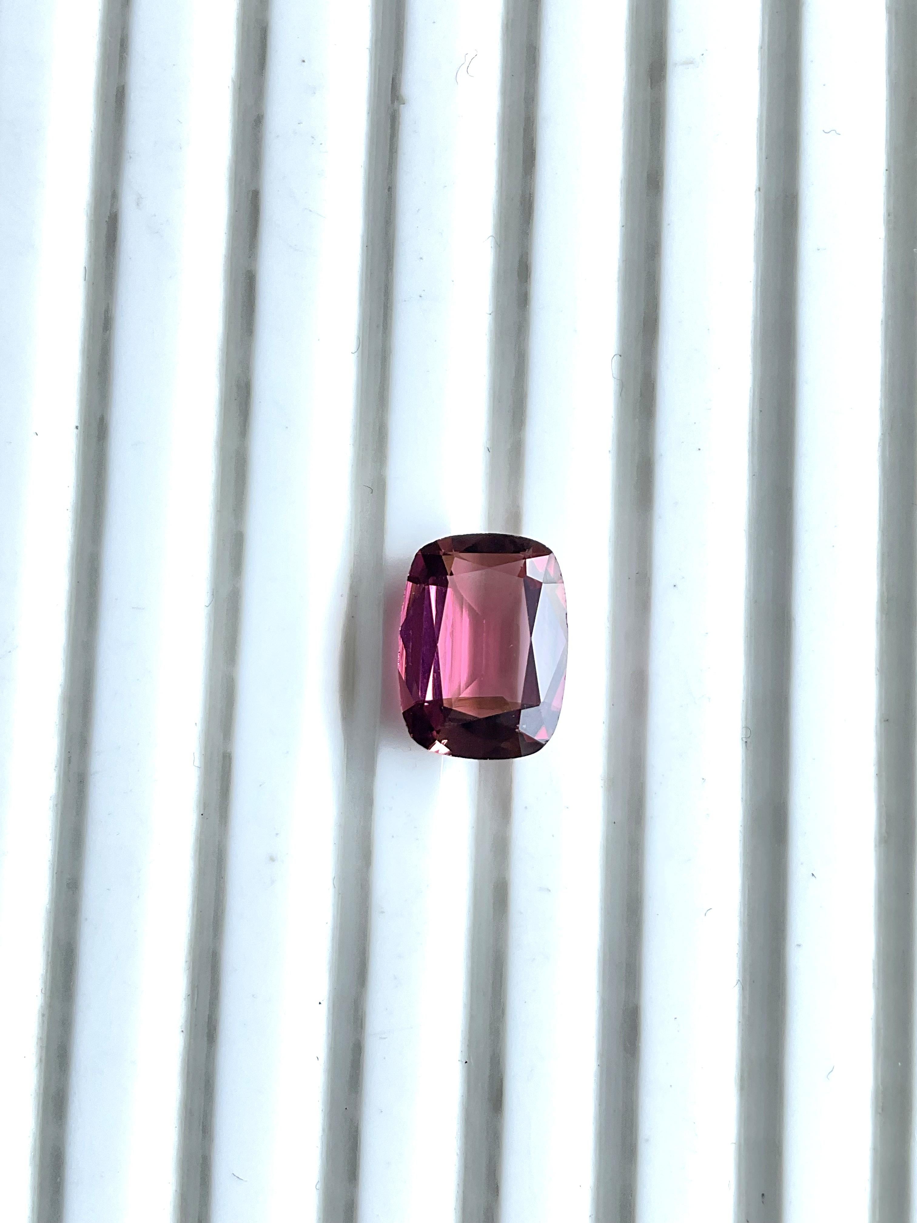 2.64 Carat Top Quality Pink Tourmaline Cushion Cut Stone For Jewelry Natural Gem For Sale 4