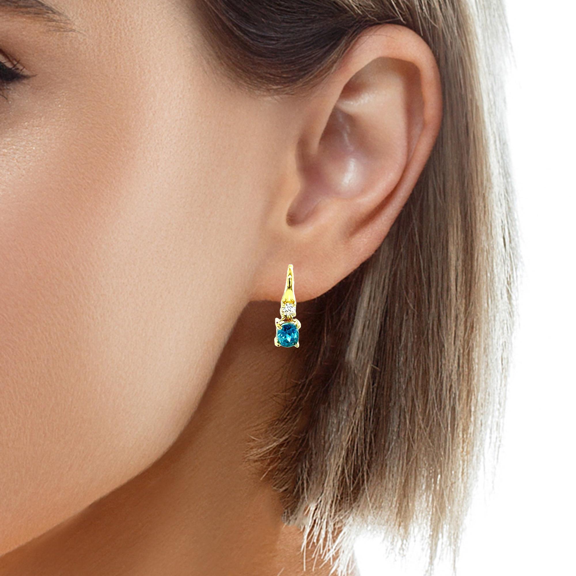 2.64 Carat Total Oval Blue Zircon and Diamond Yellow Gold Dangle Drop Earrings  In New Condition For Sale In Los Angeles, CA