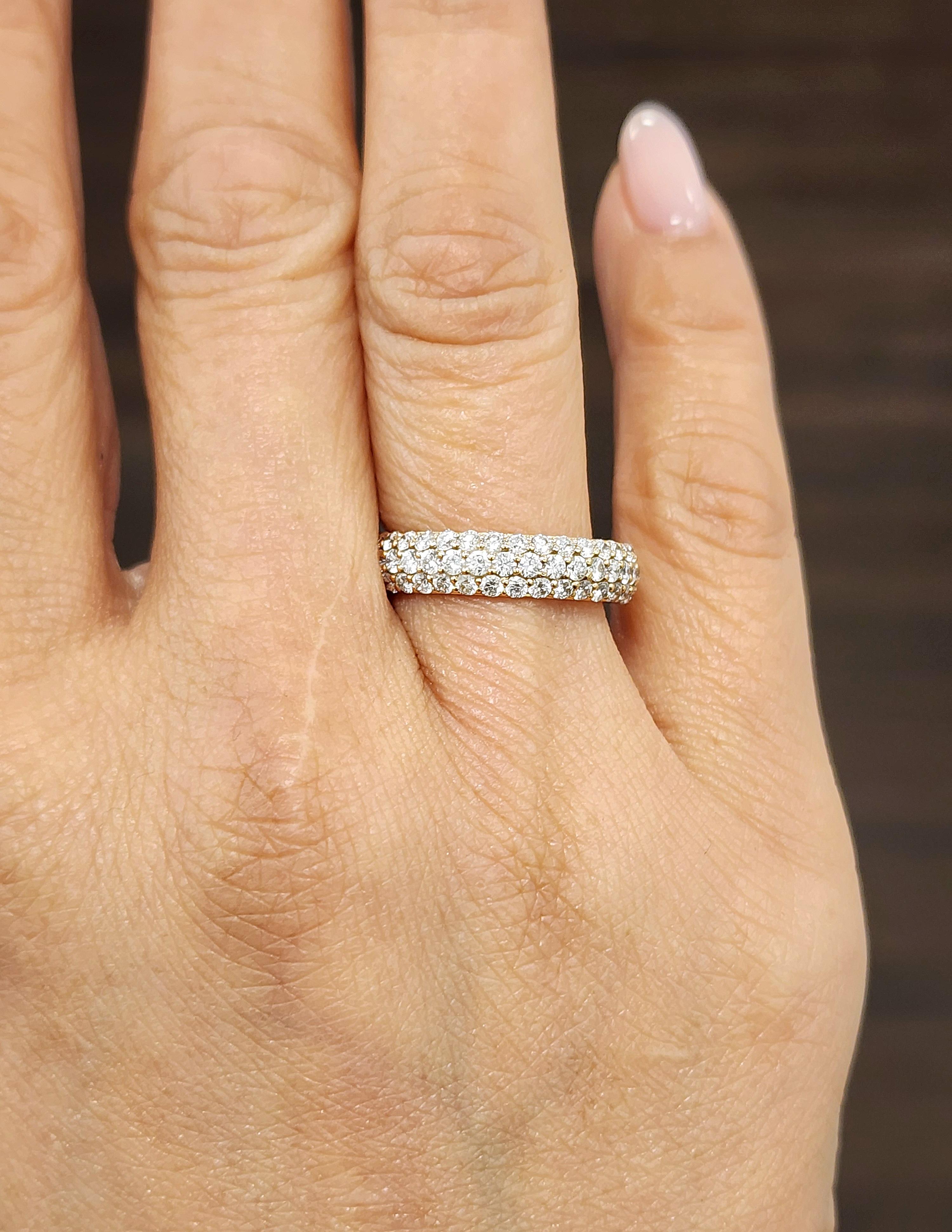 Moderne Bracelet d'éternité en diamant pavé de 2.64 ct en vente