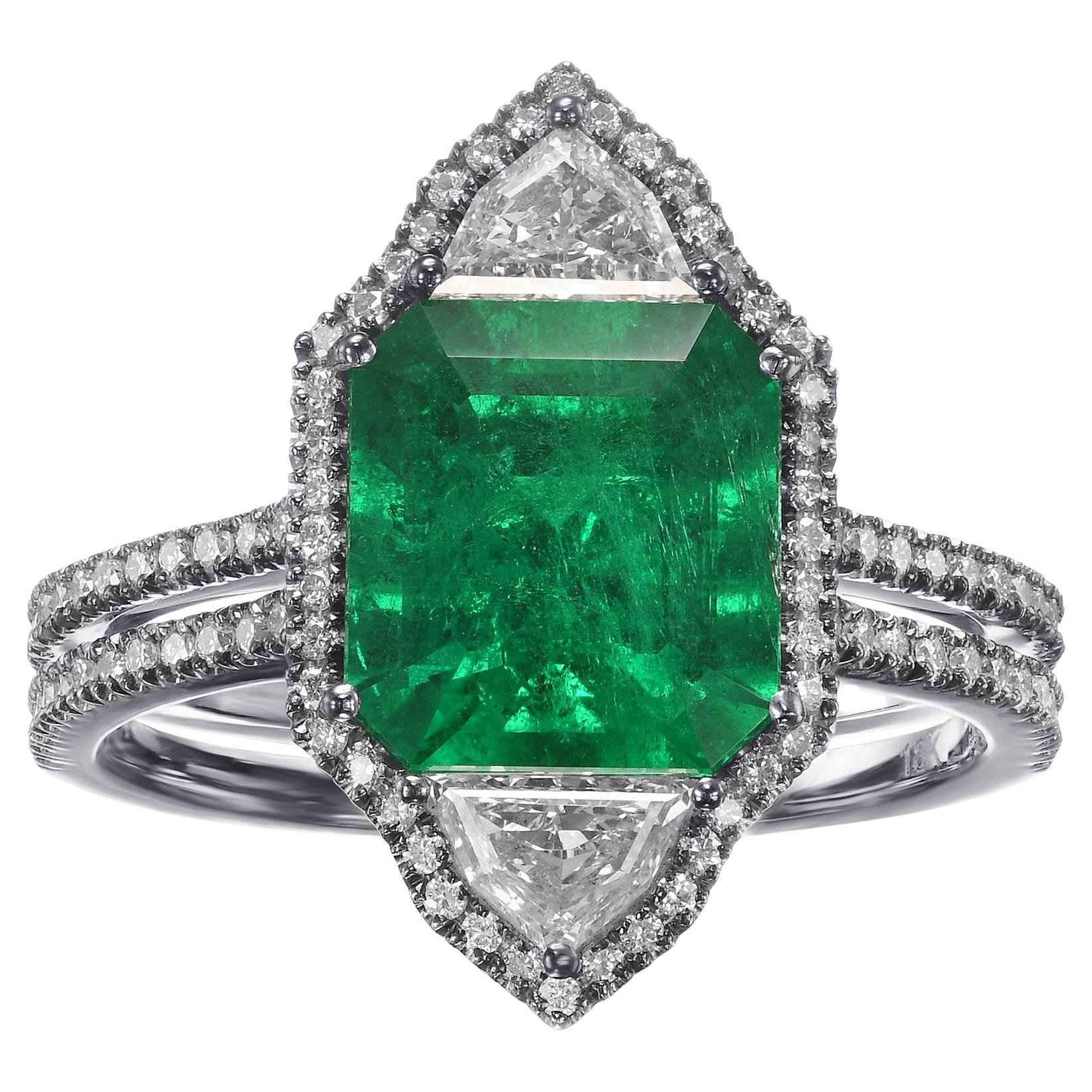 Anello Couture con smeraldo e diamanti Muzo da 2,64 carati certificati