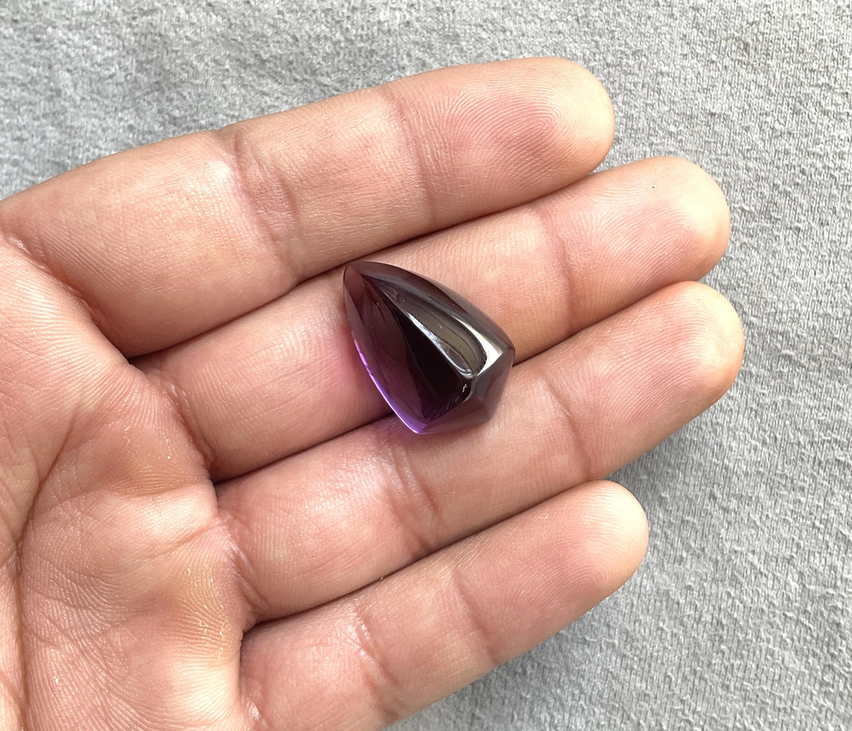 Women's or Men's 26.46 Carat Amethyst Top Quality Fancy Shield Smooth Loose Gemstone For Jewelry  For Sale