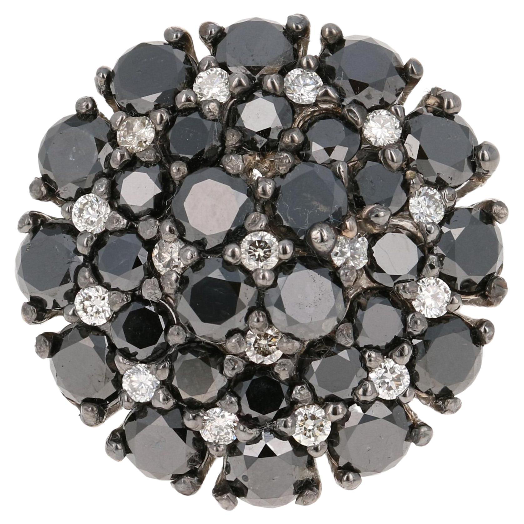 2.65 Karat Schwarzer Weißer Diamant 14 Karat Weißgold Ring