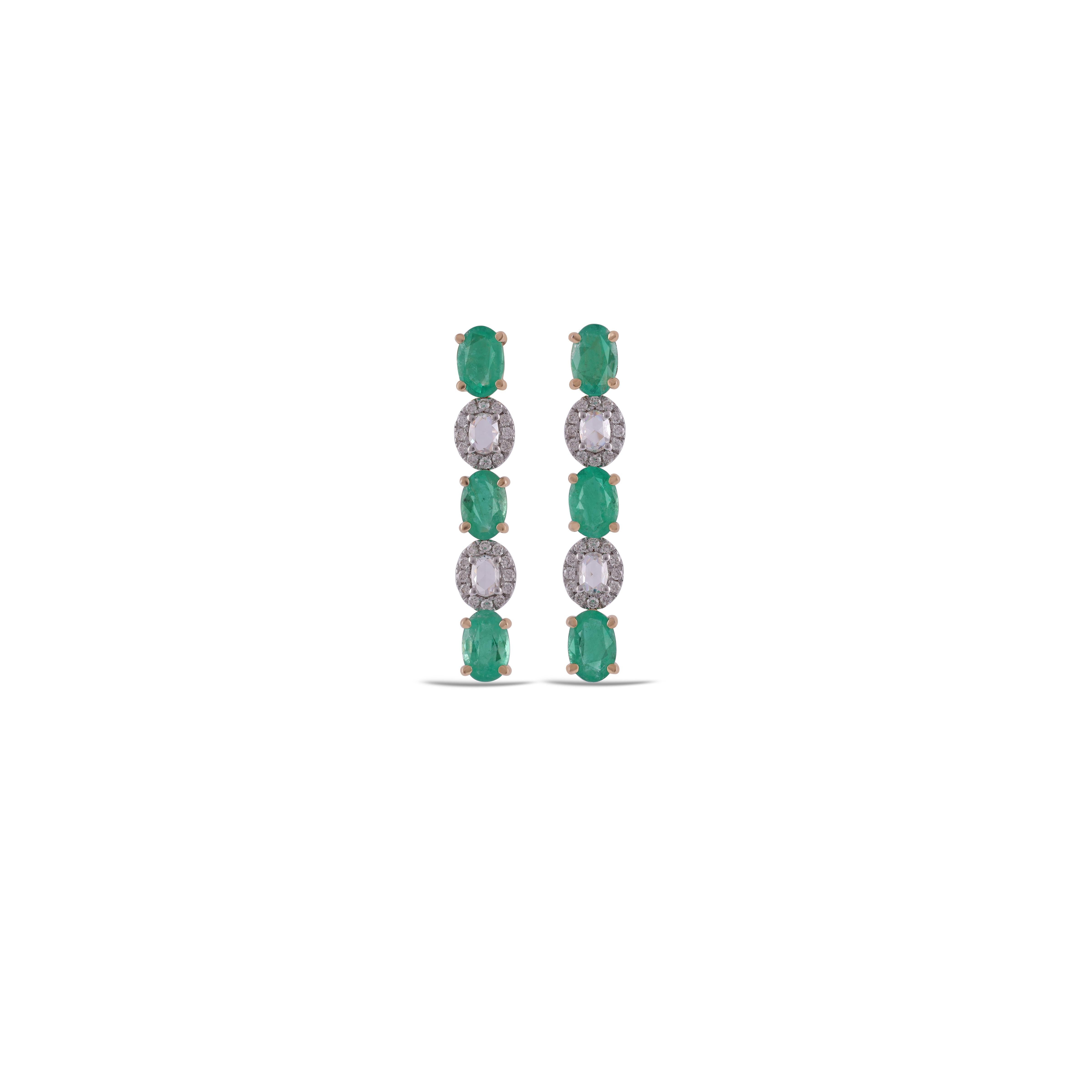 This is an elegant emerald & diamond Earring studded in 18k gold with 6 piece of  Zambian emerald weight 2.65 carat With diamonds weight 0.49 carat, this entire Earring studded in 18k gold


 It's a classic wearable emerald-diamond Earring. 

