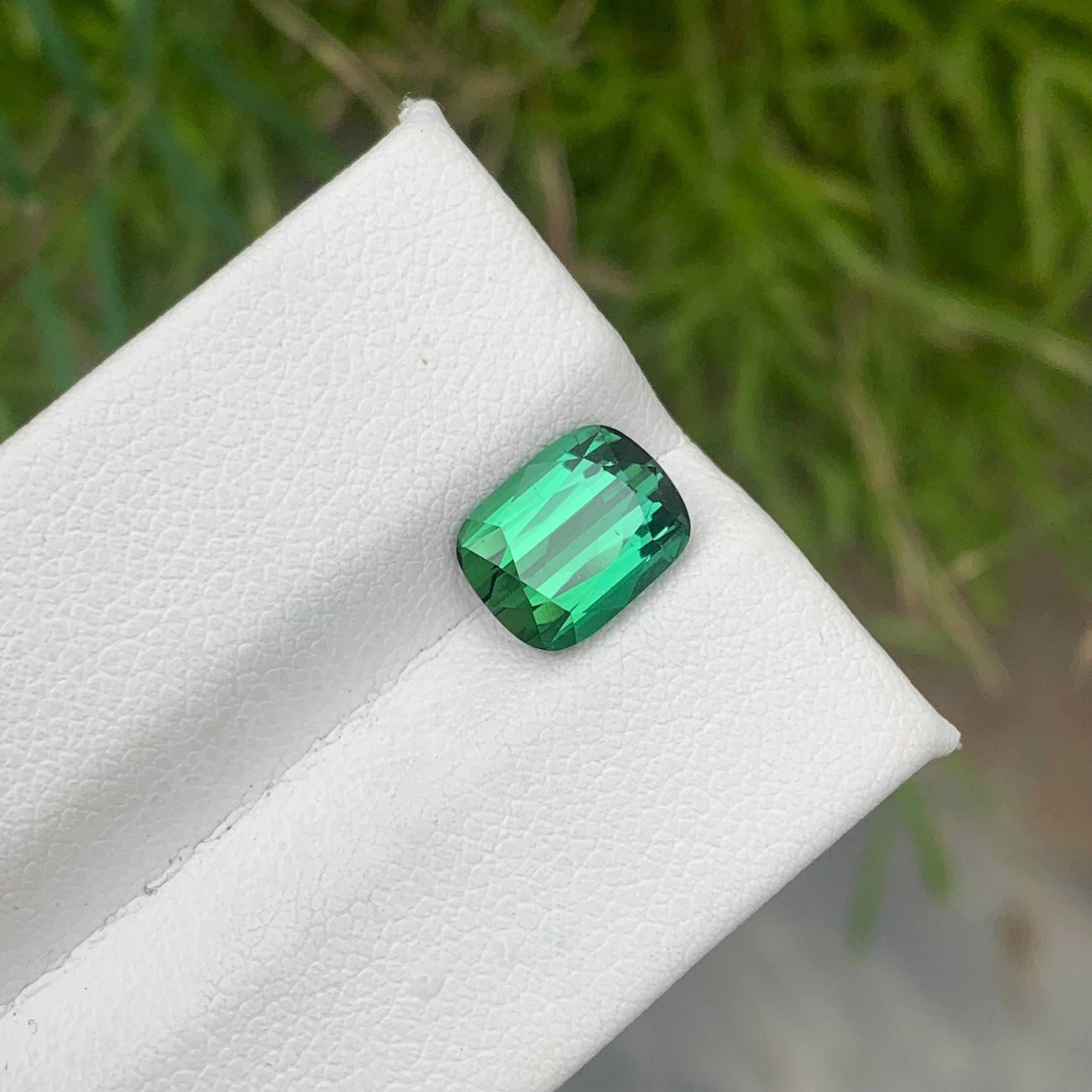 2.65 Carat Cushion Loose Tourmaline Adding Sparkle to Your Jewelry Collection In New Condition For Sale In Peshawar, PK