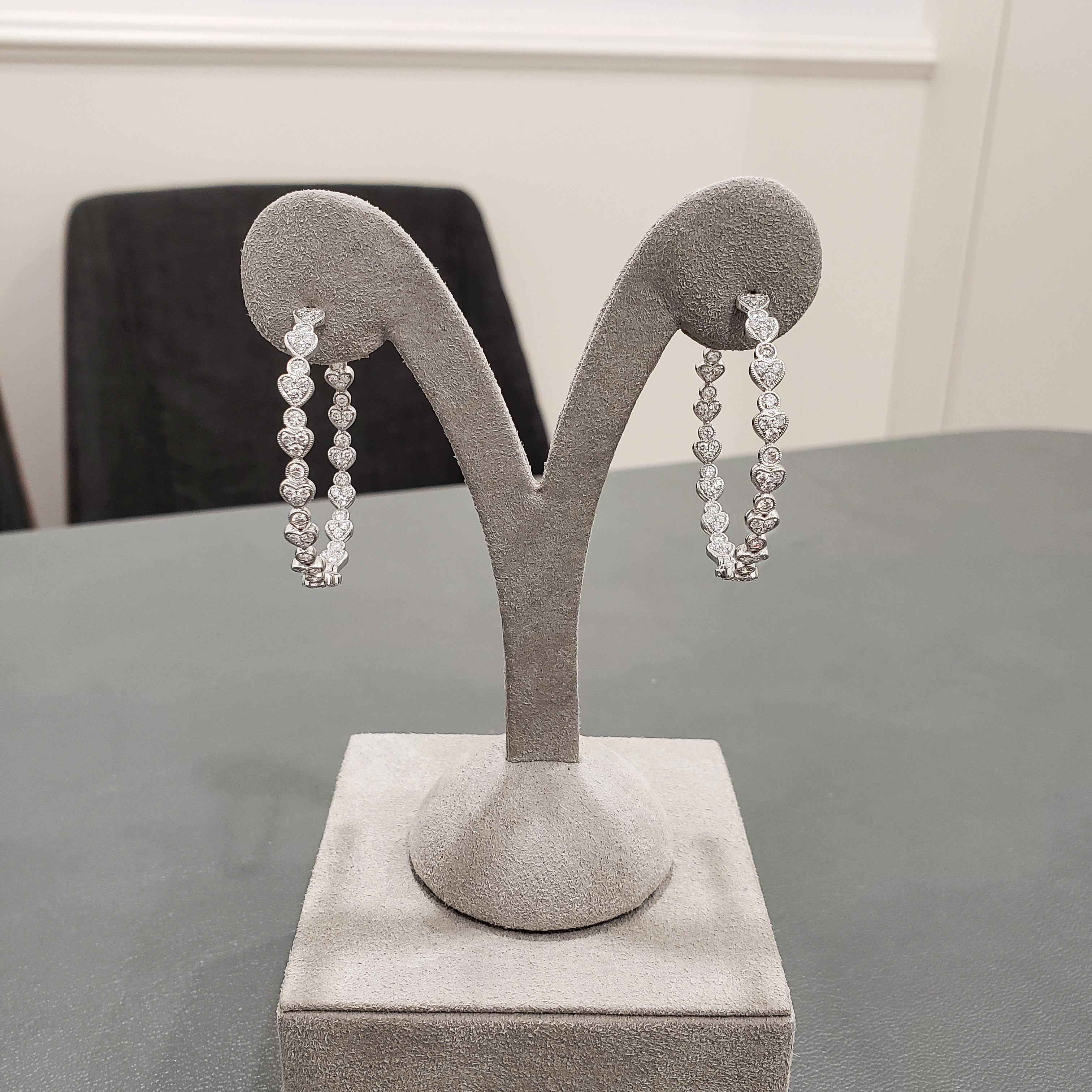 Roman Malakov, boucles d'oreilles en forme de cœur avec diamants de 2,65 carats en vente 2