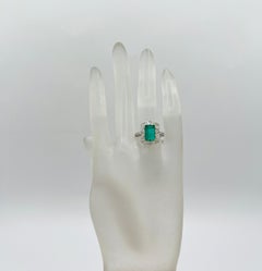 2.65 Carat Emerald and Diamond Ring in 18K Yellow Gold and Platinum