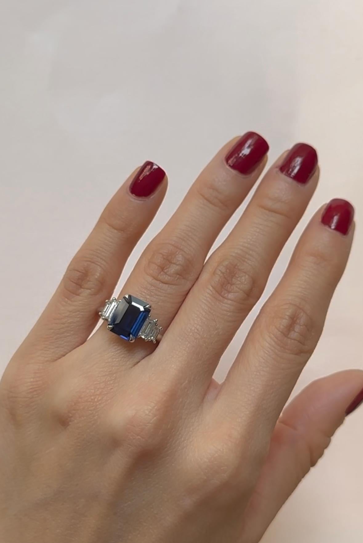 For Sale:  Art Deco Style 18k White Gold Ring With 2.65 Ct Royal Blue Emerald Cut Sapphire 5
