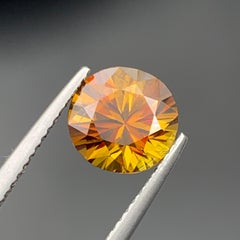 2.65 Carat Fiery Golden Honey Natural Sphene (Titanite) Round Cut Loose Gemstone (pierre précieuse de taille ronde)