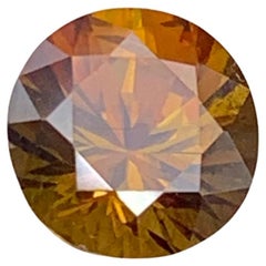 2.65 Carat Fiery Golden Honey Natural Sphene (Titanite) Round Cut Loose Gemstone (pierre précieuse de taille ronde)