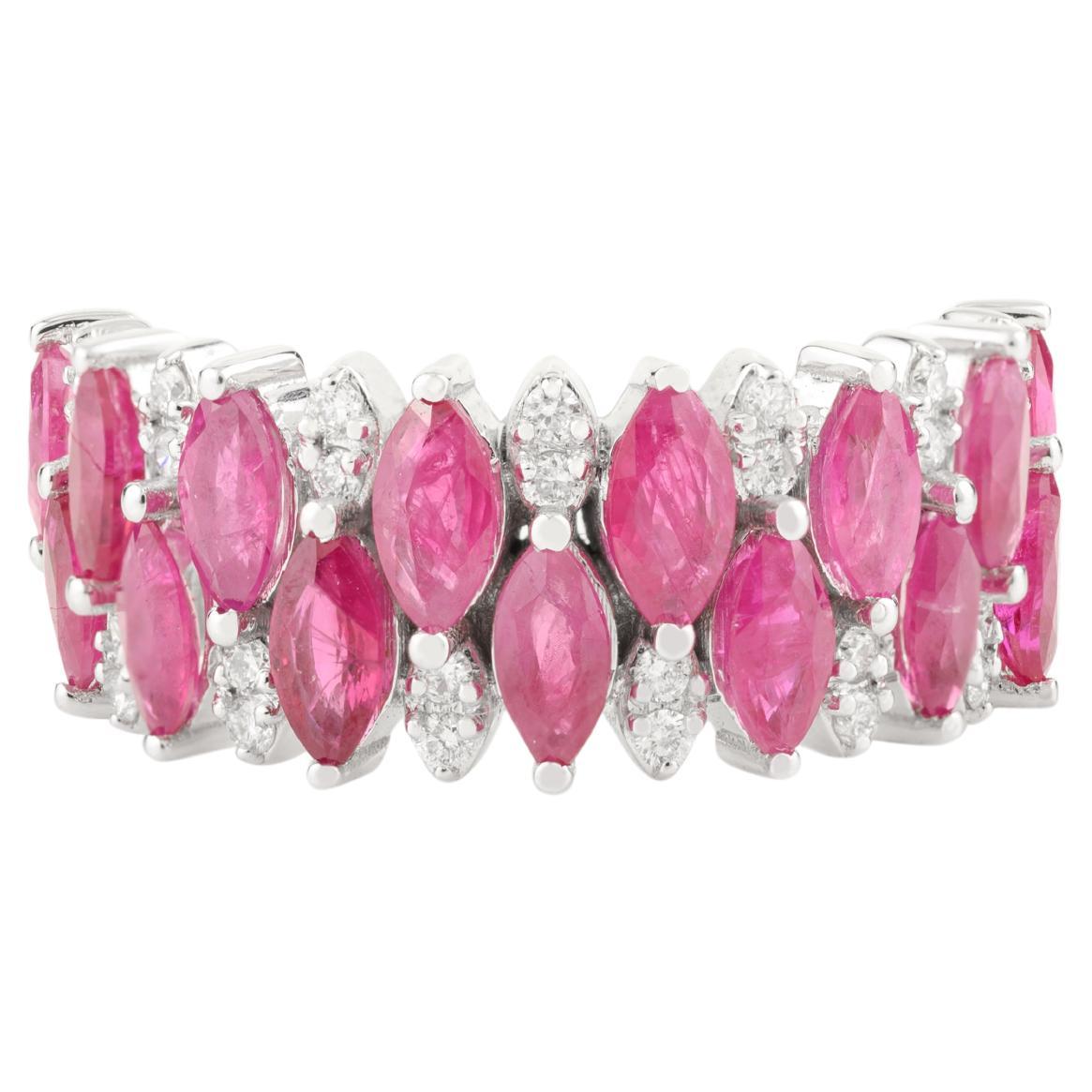 En vente :  2.65 Carat Marquise Ruby with Diamonds Wedding Band Ring in 14k White Gold (Anneau de mariage en or blanc 14k)