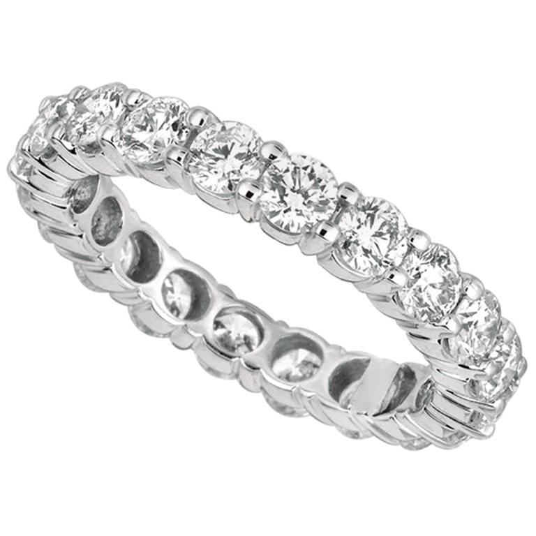 2.65 Carat Natural Diamond Eternity Band Ring G SI 18 Karat White Gold 20 For Sale