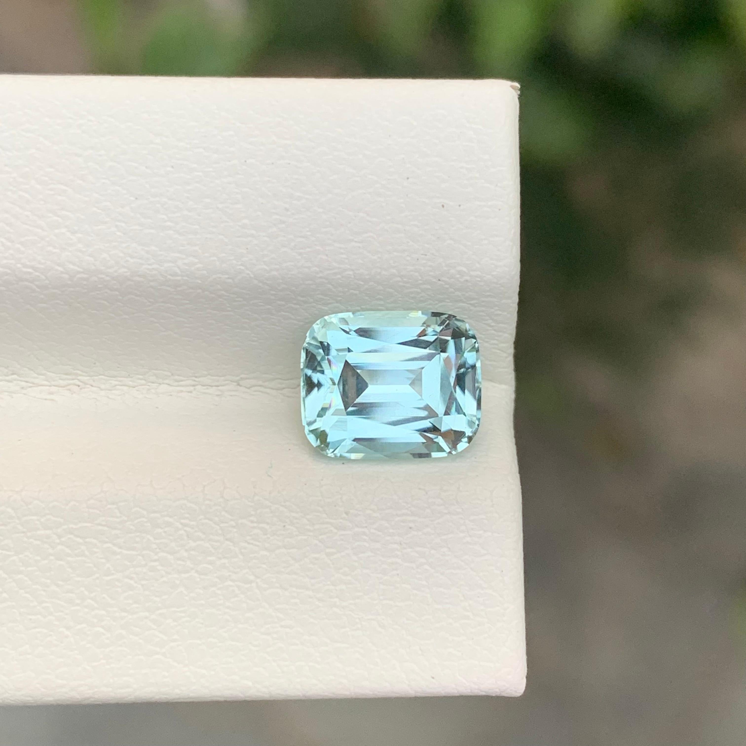 2.65 Carat Natural Loose Aquamarine Cushion Shape Gemstone For Sale 5