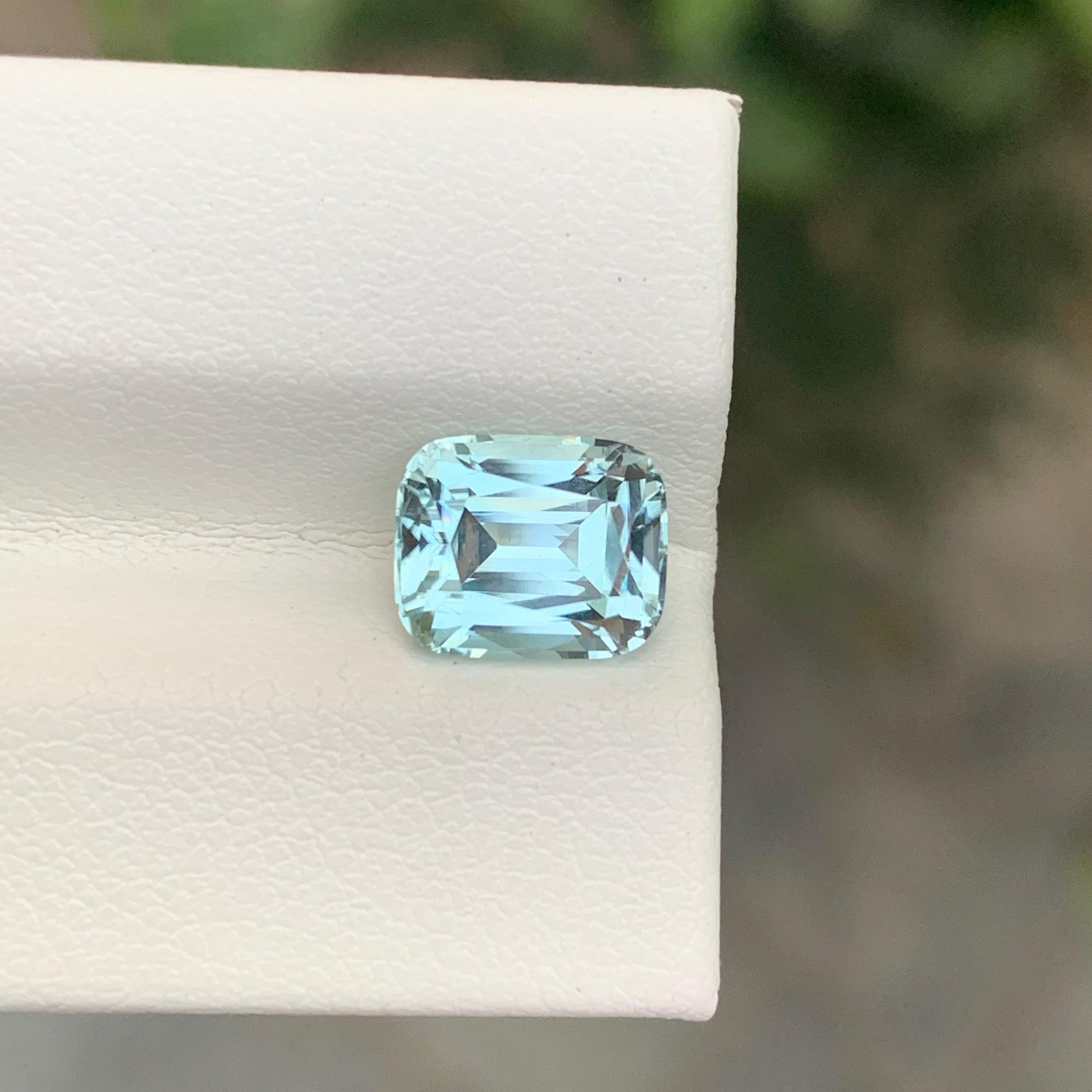 Cushion Cut 2.65 Carat Natural Loose Aquamarine Cushion Shape Gemstone For Sale