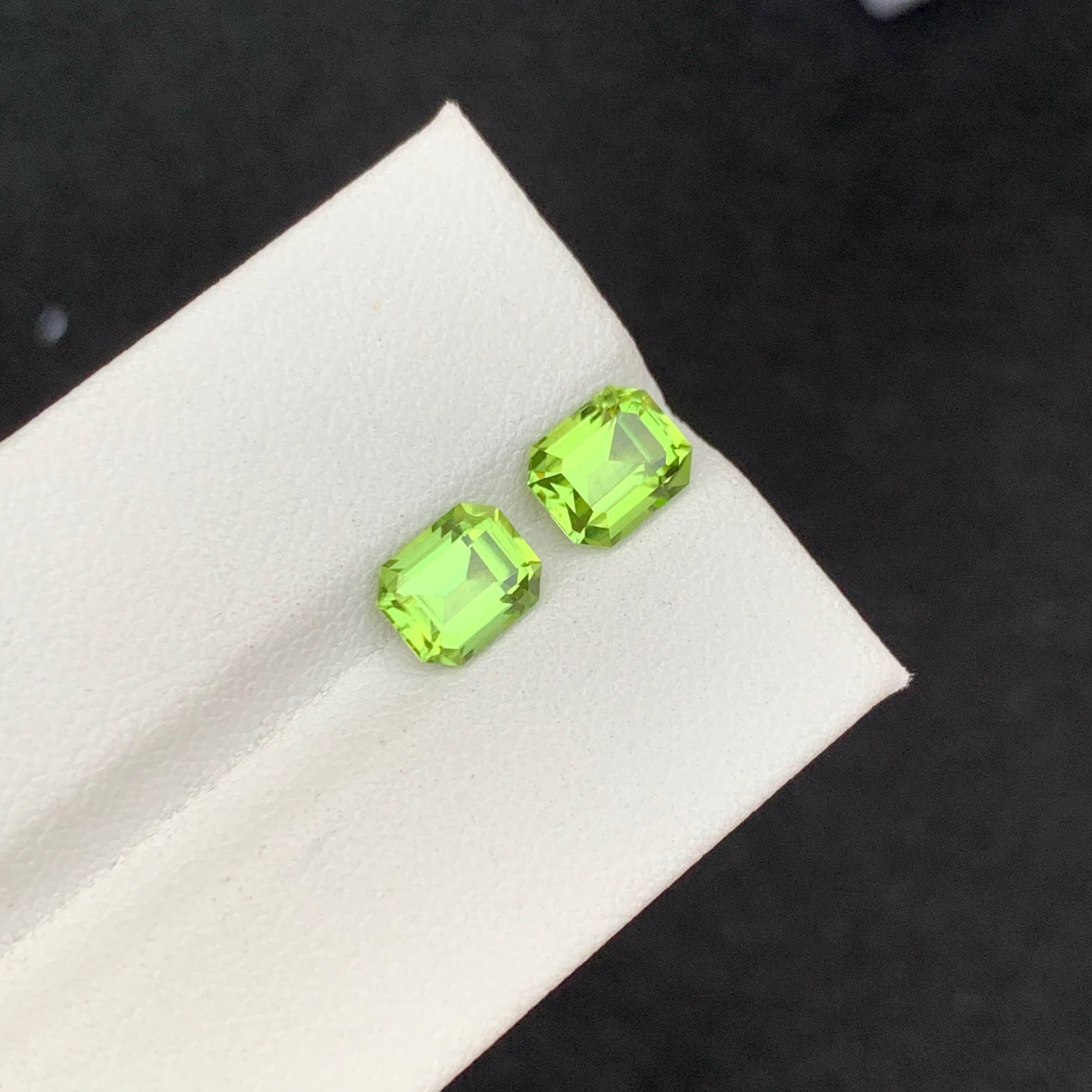 Women's or Men's 2.65 Carat Natural Loose Green Peridot Pair Emerald Cut Pakistani Gemstone For Sale
