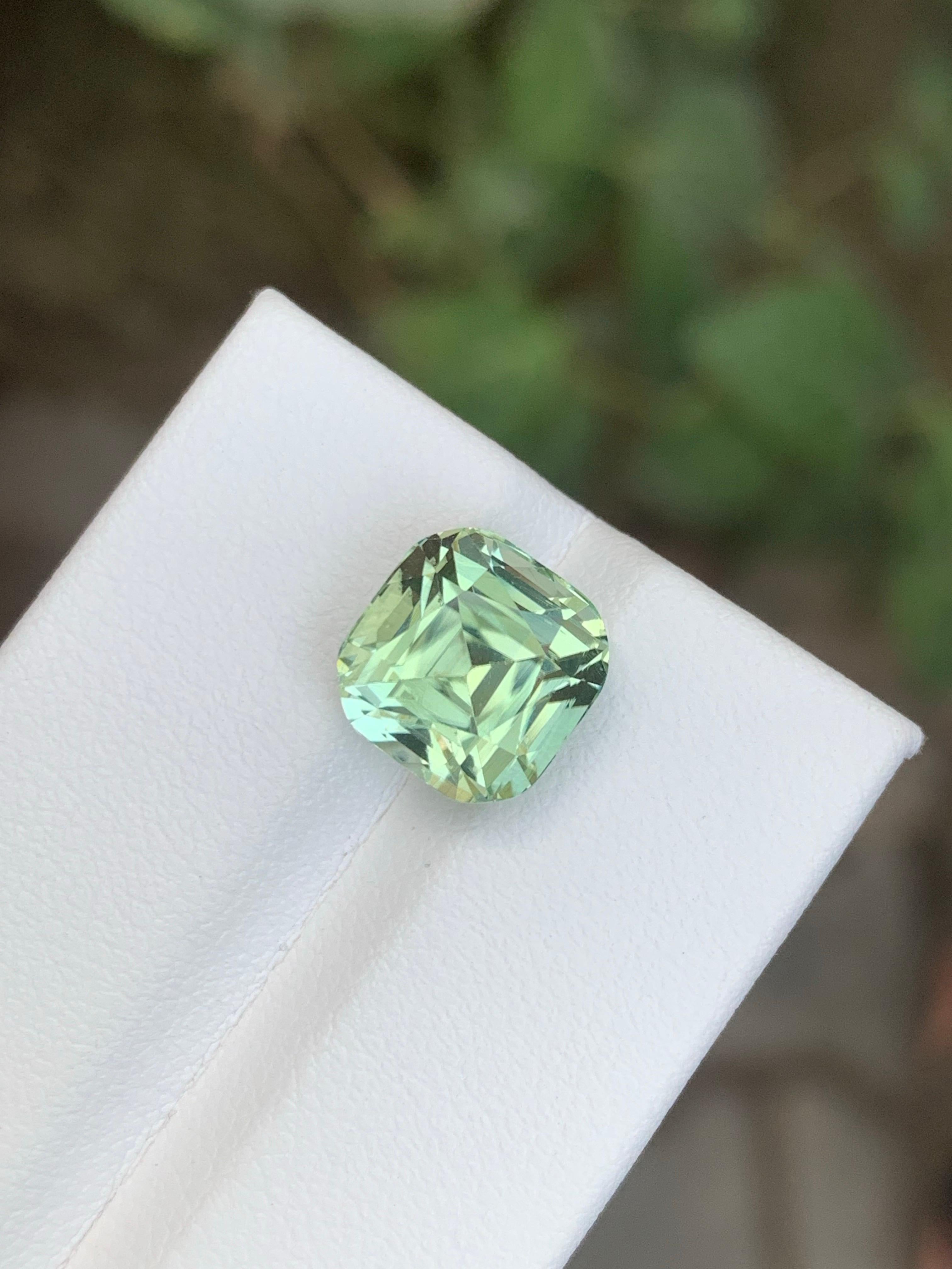 2.65 Carat Natural Loose Mint Green Tourmaline Cushion Cut Gemstone For Sale 1