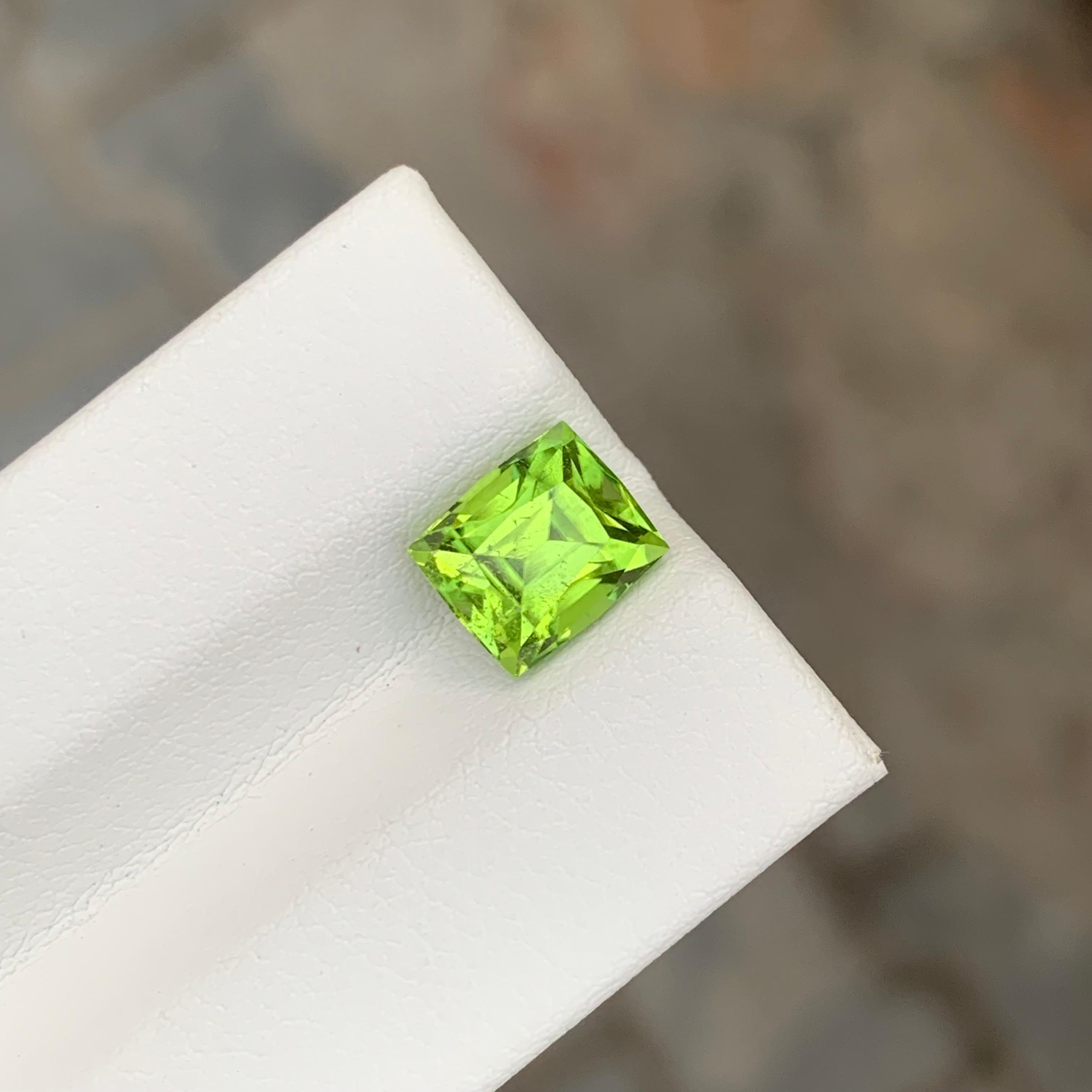 2.65 Carat Natural Loose Peridot Can-Shaped Gemstone From Pakistan For Sale 5