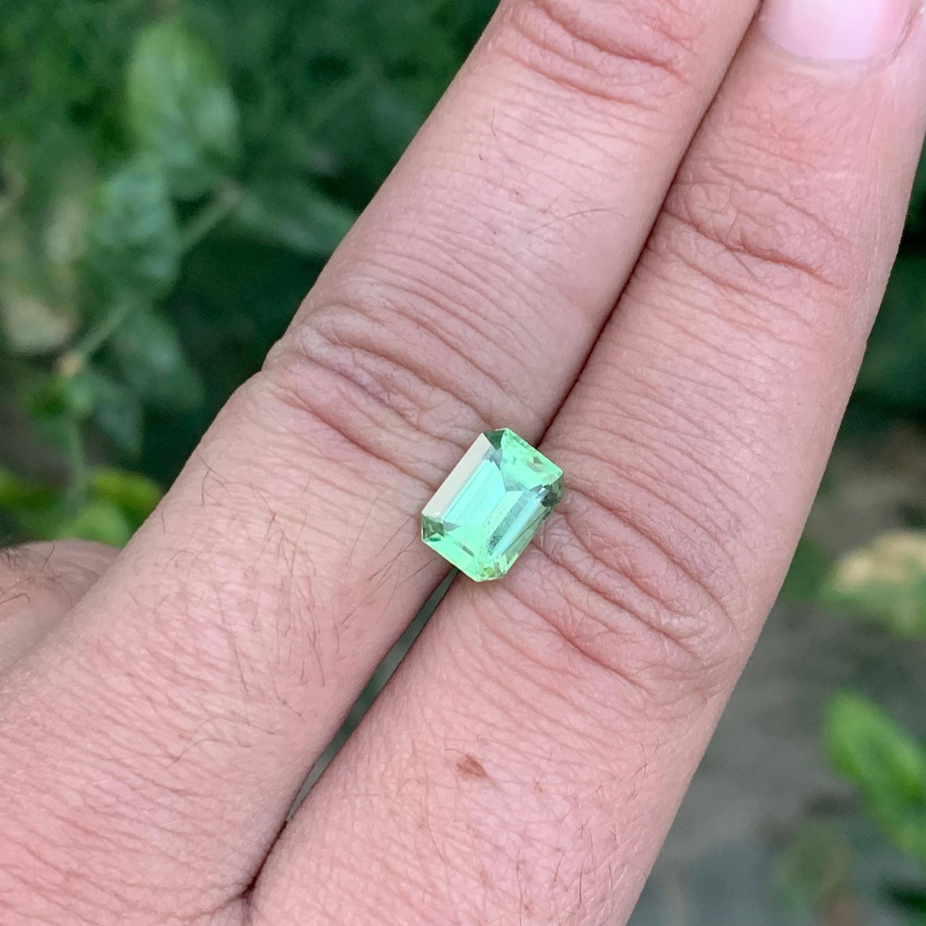 2,65 Karat Natürlicher loser Rutil Peridot Smaragd Form Edelstein im Angebot 5