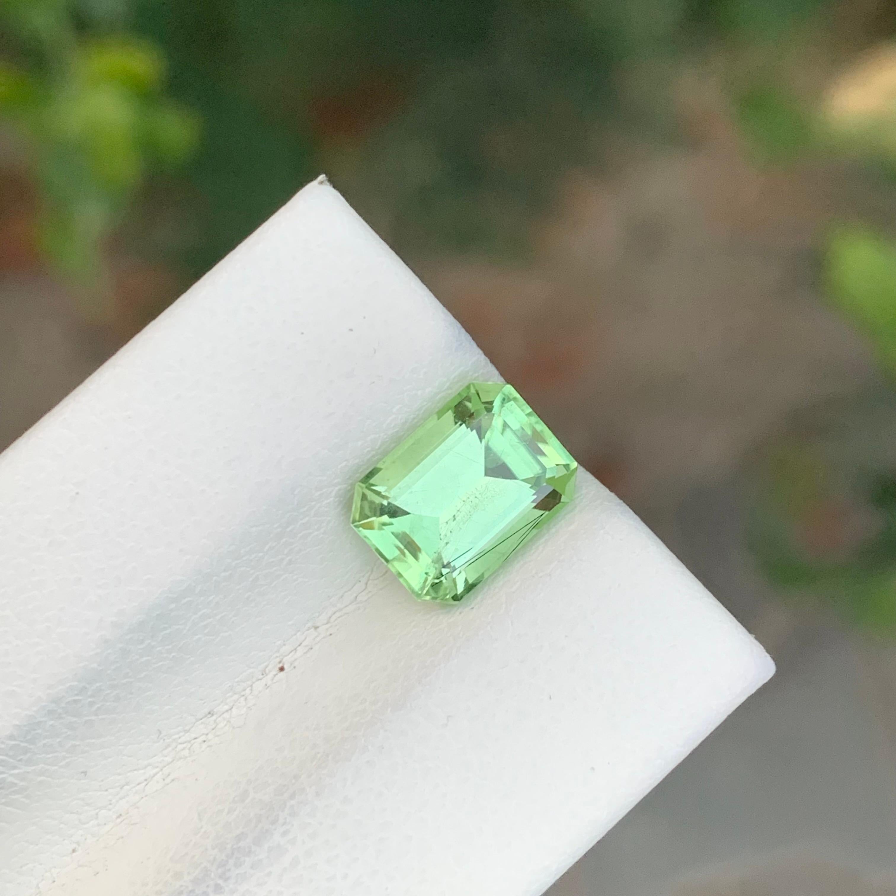 2,65 Karat Natürlicher loser Rutil Peridot Smaragd Form Edelstein für Damen oder Herren im Angebot