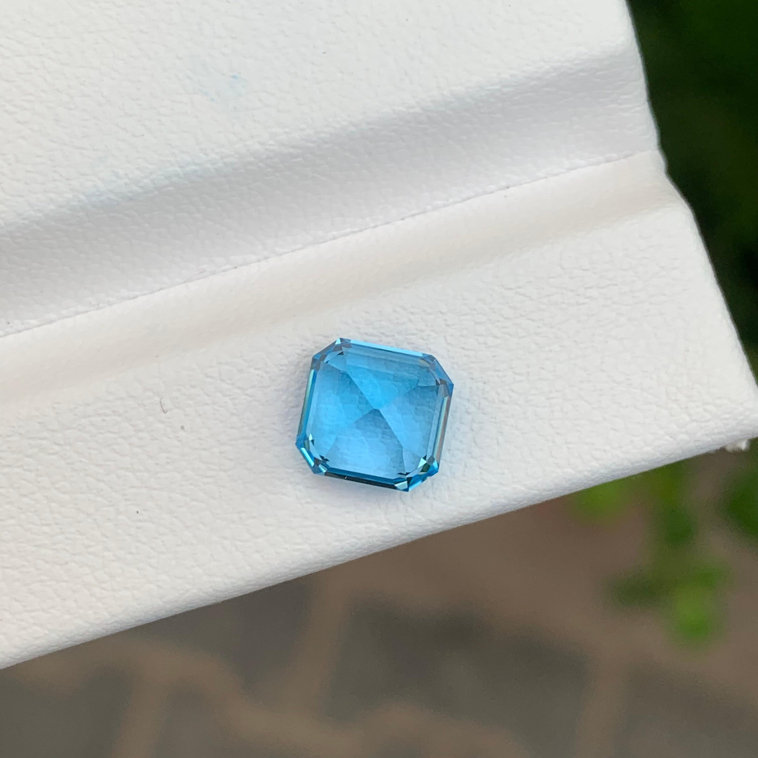 2,65 Karat Natürlicher loser Schweizer Blautopas Edelstein für Damen oder Herren im Angebot