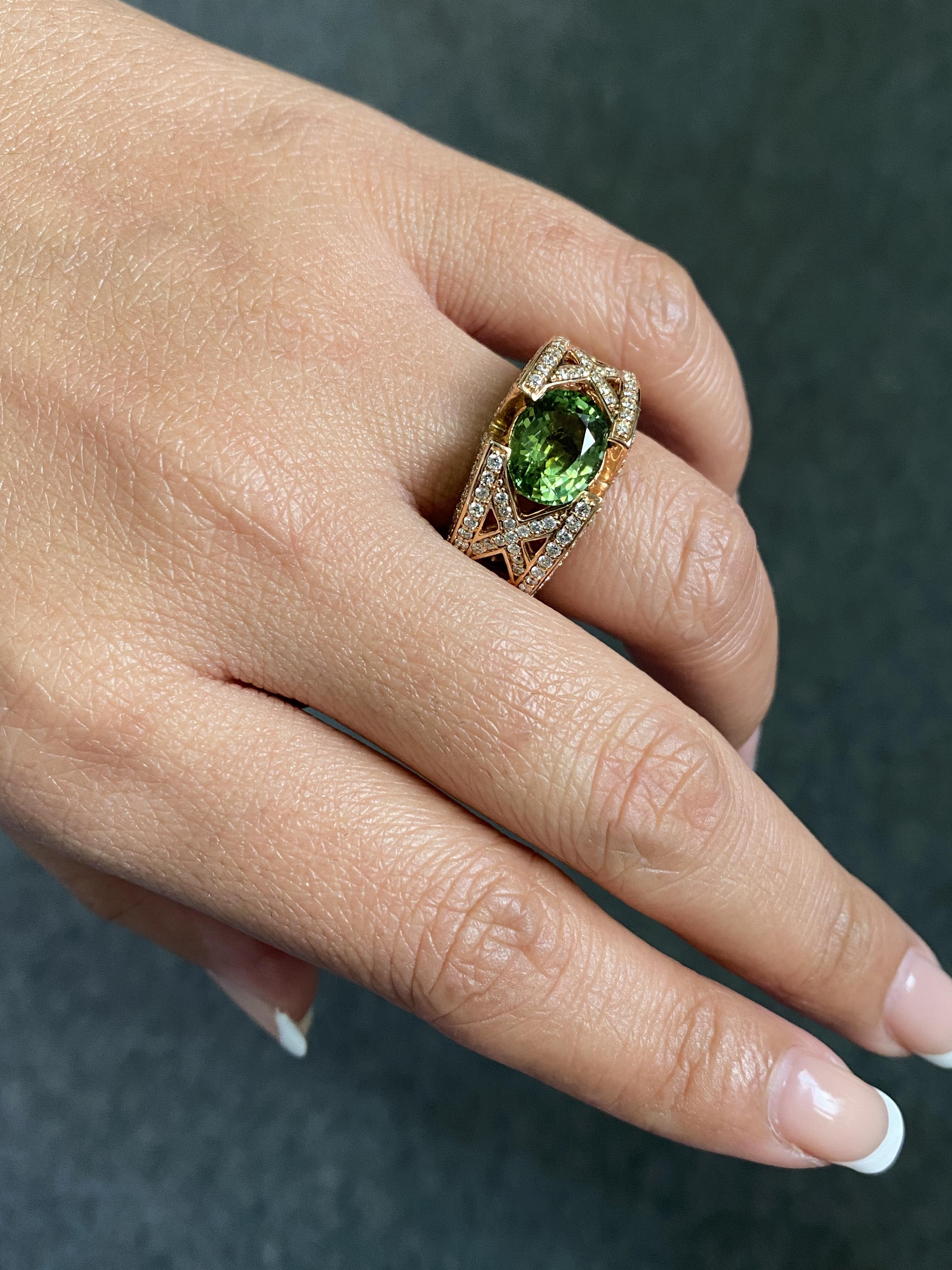 Men's 2.65 Carat Natural Oval Tsavorite Garnet and Diamond Ring Set in 18K Rose Gold For Sale