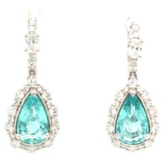 Orecchini pendenti di diamanti con tormalina Paraiba taglio pera da 2,65 carati