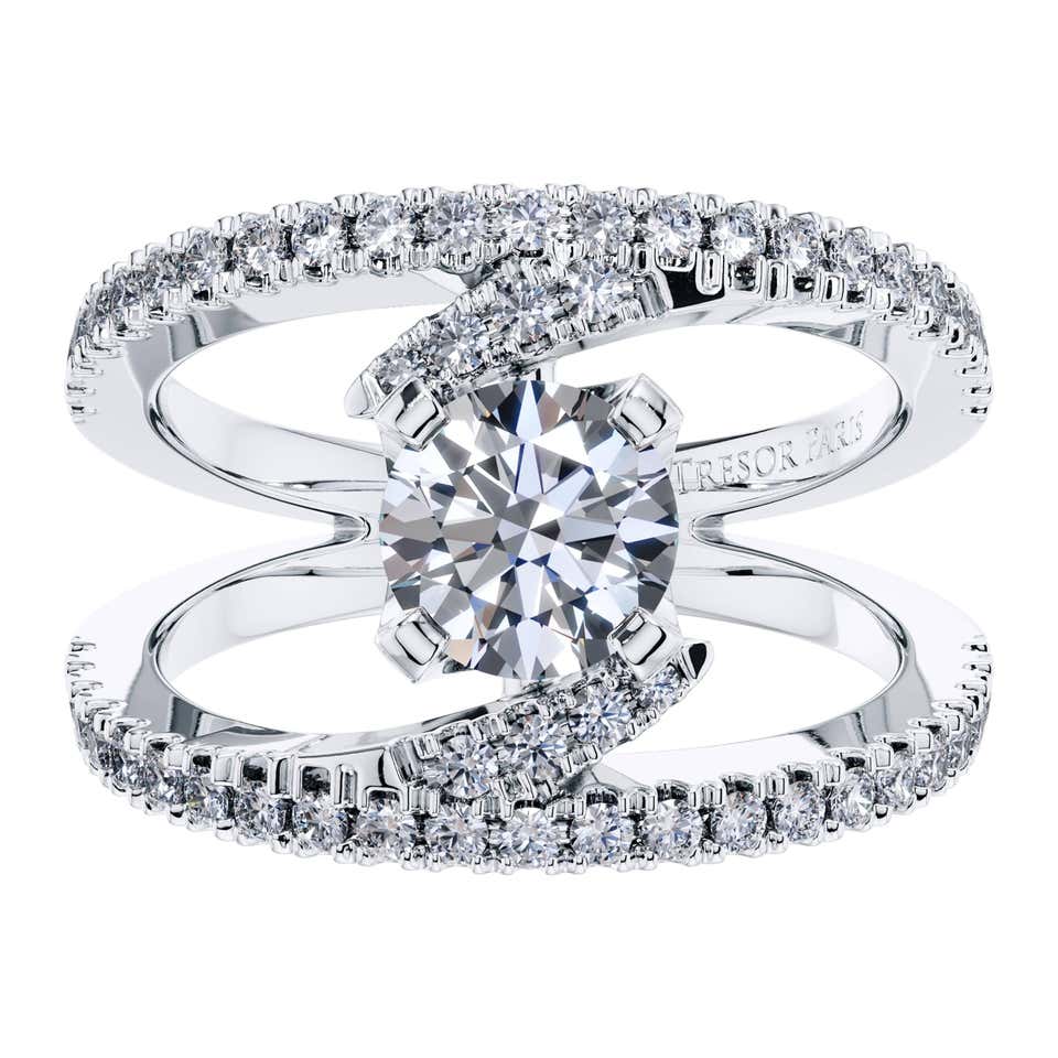 2.80CT Round Diamond Pavé Set 18 Karat 3 Color Gold Fancy Modern Cross ...