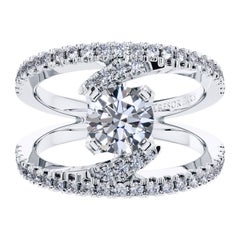 Bague de fiançailles en or blanc 18 carats avec croix et diamants ronds brillants de 2,65 carats