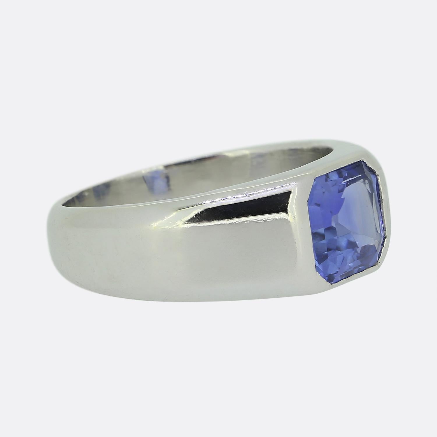 Taille émeraude Bague Single Stone en saphir de 2,65 carats en vente