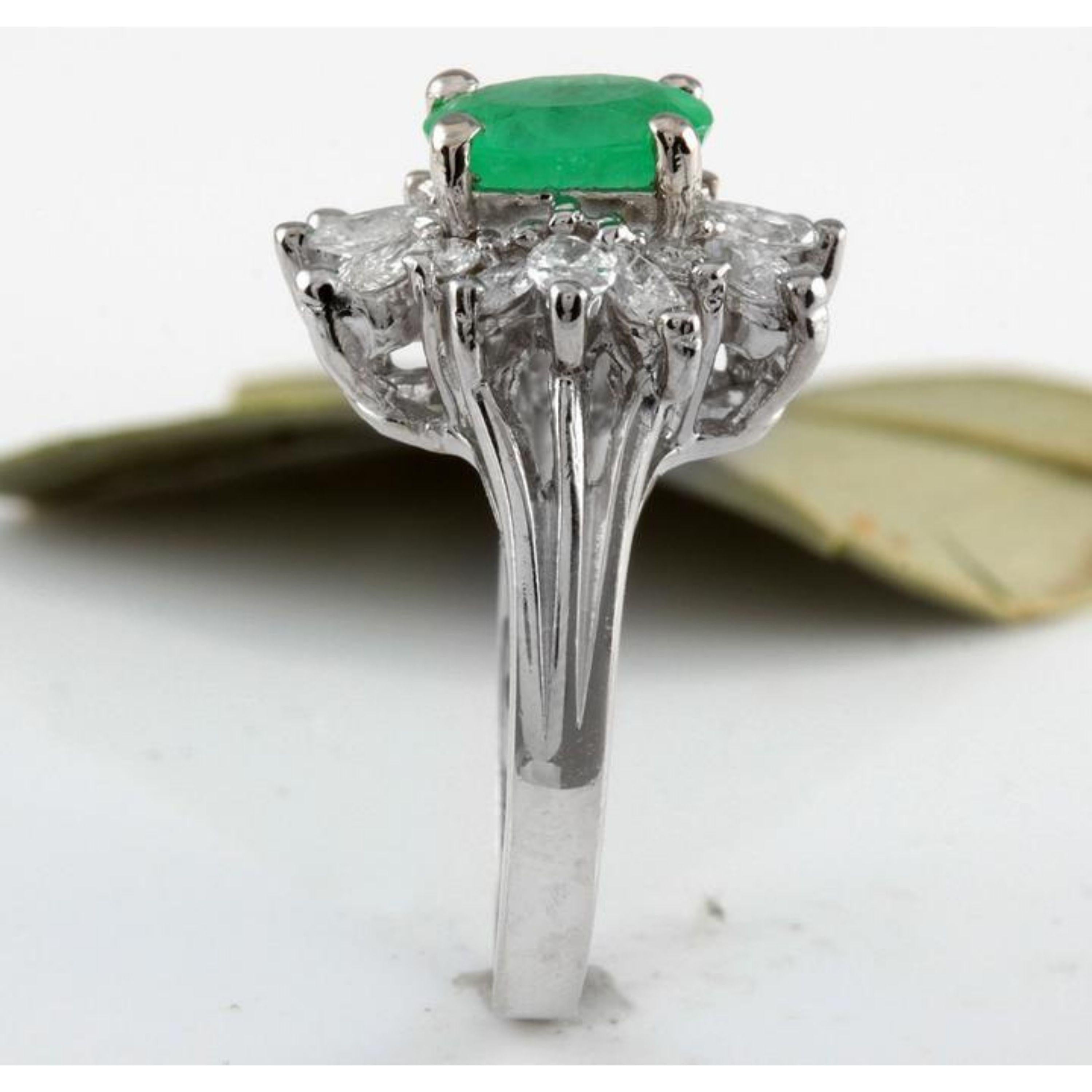 2.65 Carat Natural Colombian Emerald and Diamond 14 Karat Solid White Gold Ring For Sale 2
