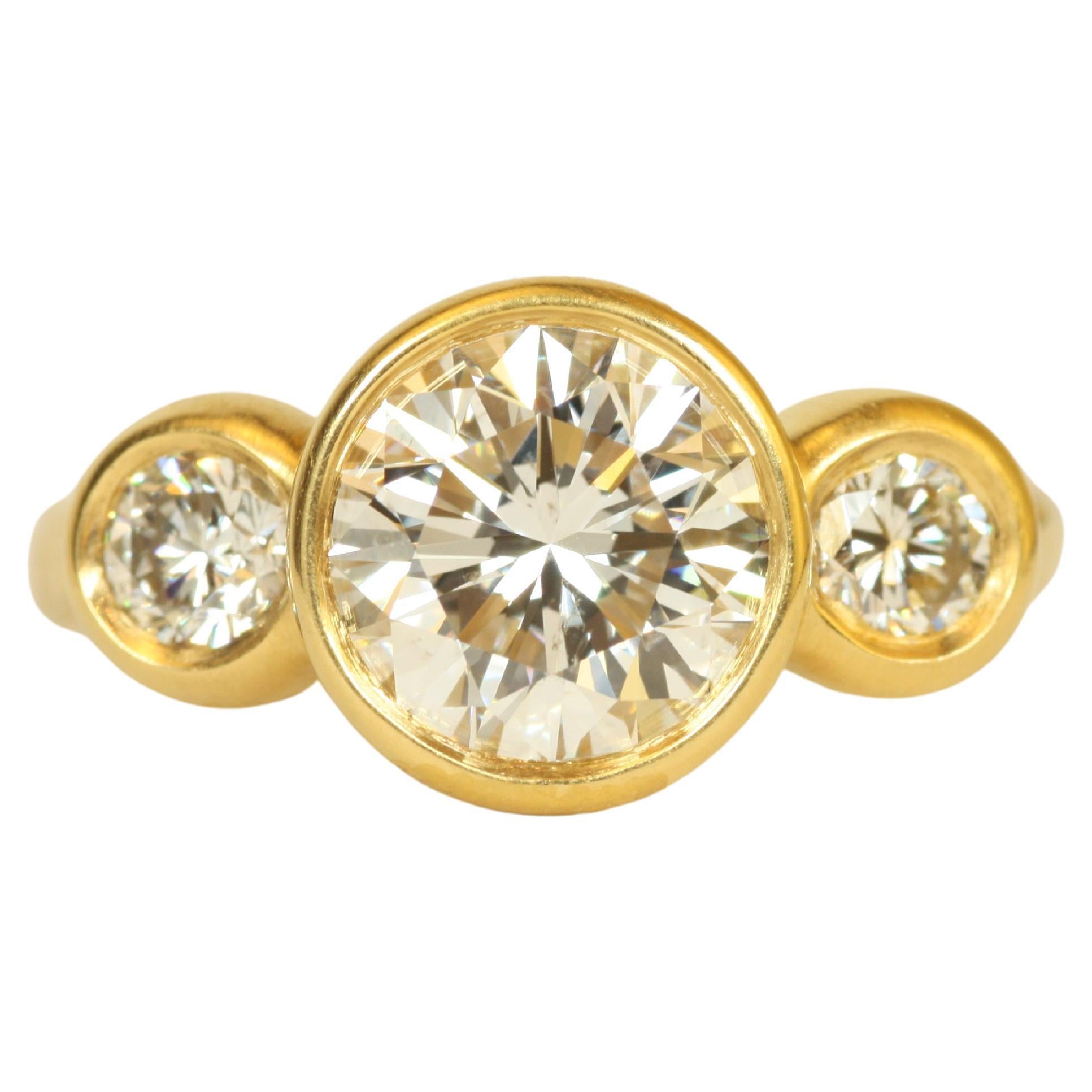 Verlobungsring mit 2,65 Gesamtkarat rundem Diamanten 22K Gold 3-Stein