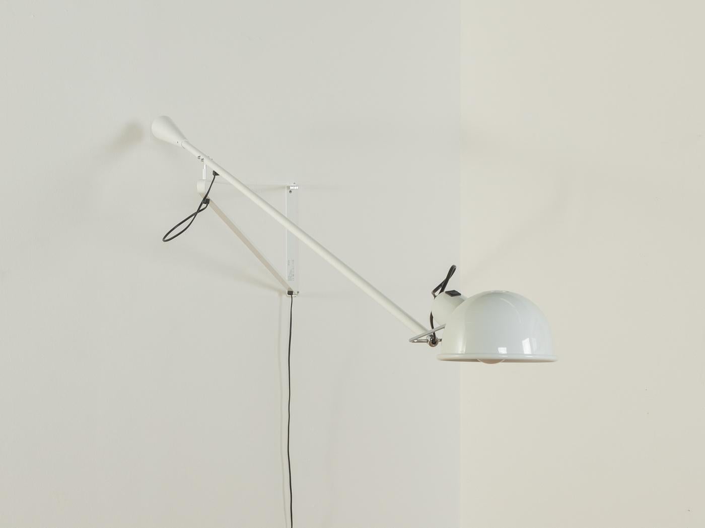 Italian  265 wall lamp, Paolo Rizzatto for Flos  For Sale