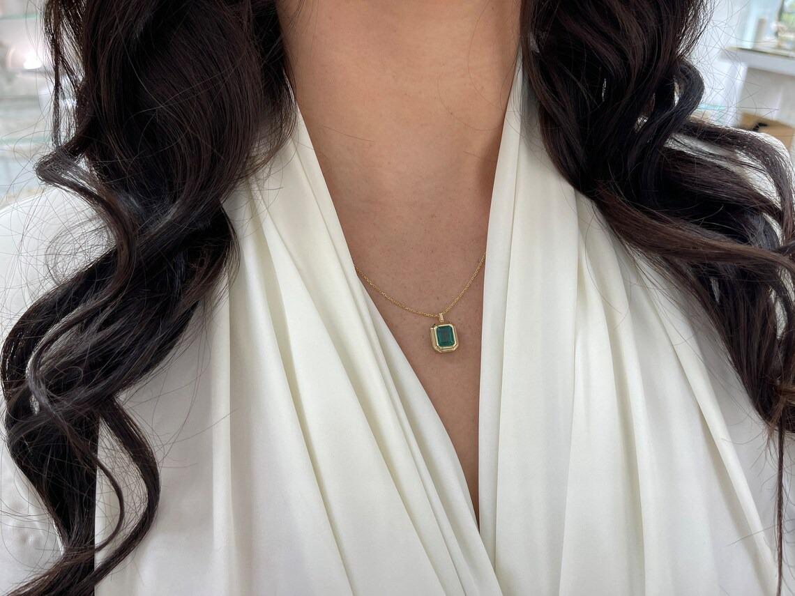 2.65ct 14K Deep Bluish Green Emerald Cut Emerald Double Bezel Solitaire Pendant For Sale 3