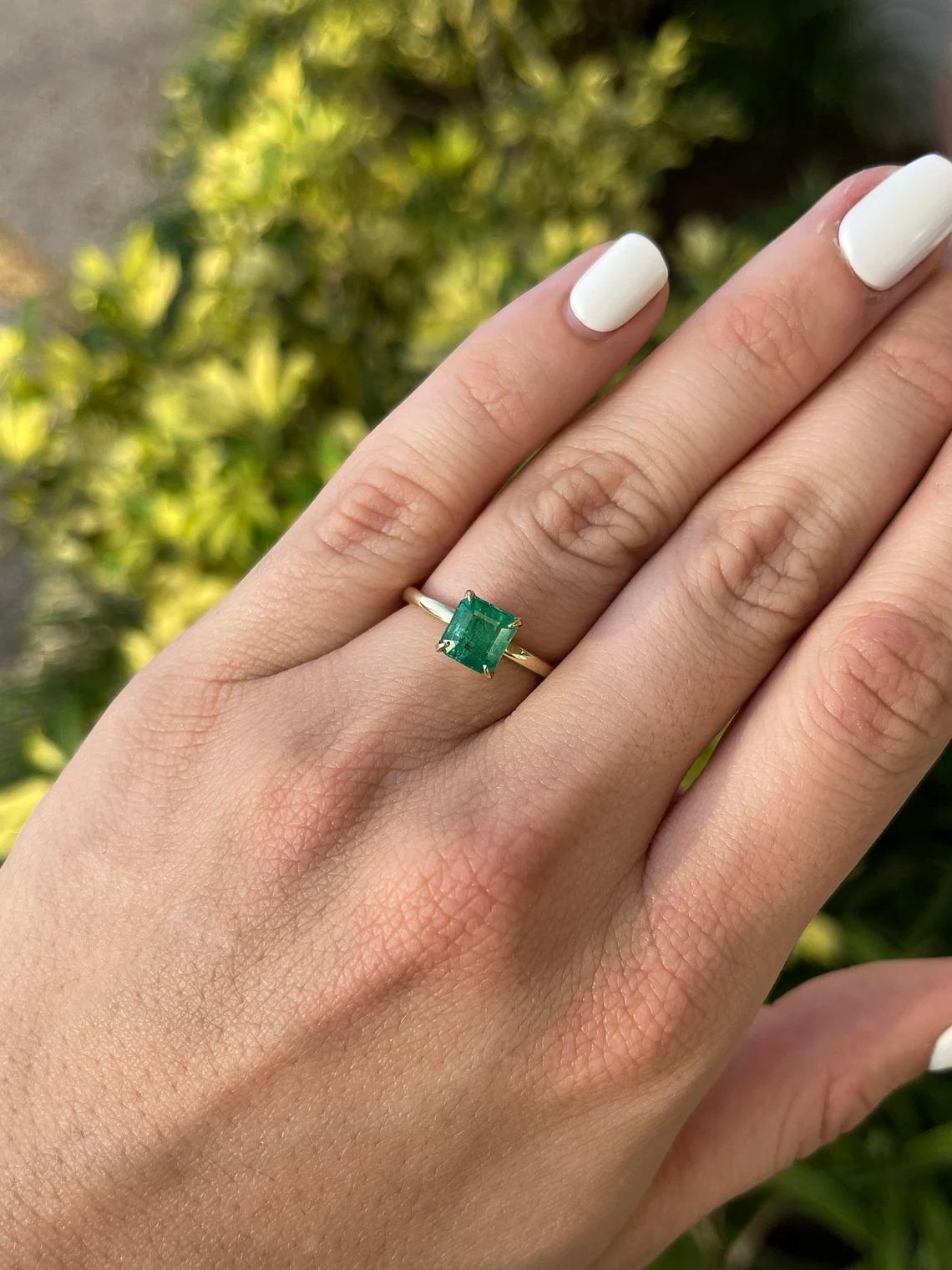 2.65ct 14K Medium Vivid Green Emerald Cut Emerald Solitaire 4 Prong Gold Ring For Sale 1