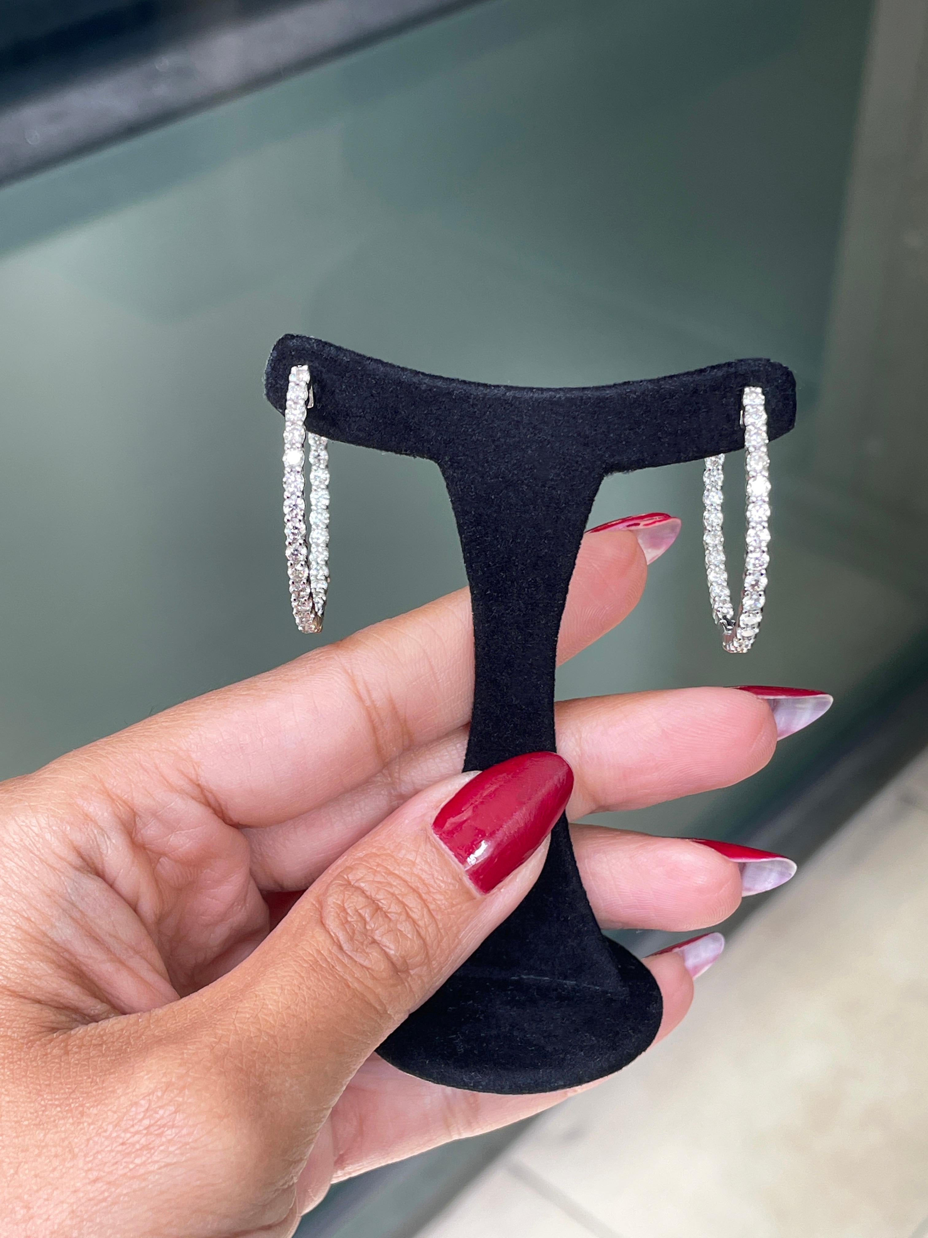 Modern 2.65ct Diamond 18 Carat White Gold Hoop Earrings For Sale