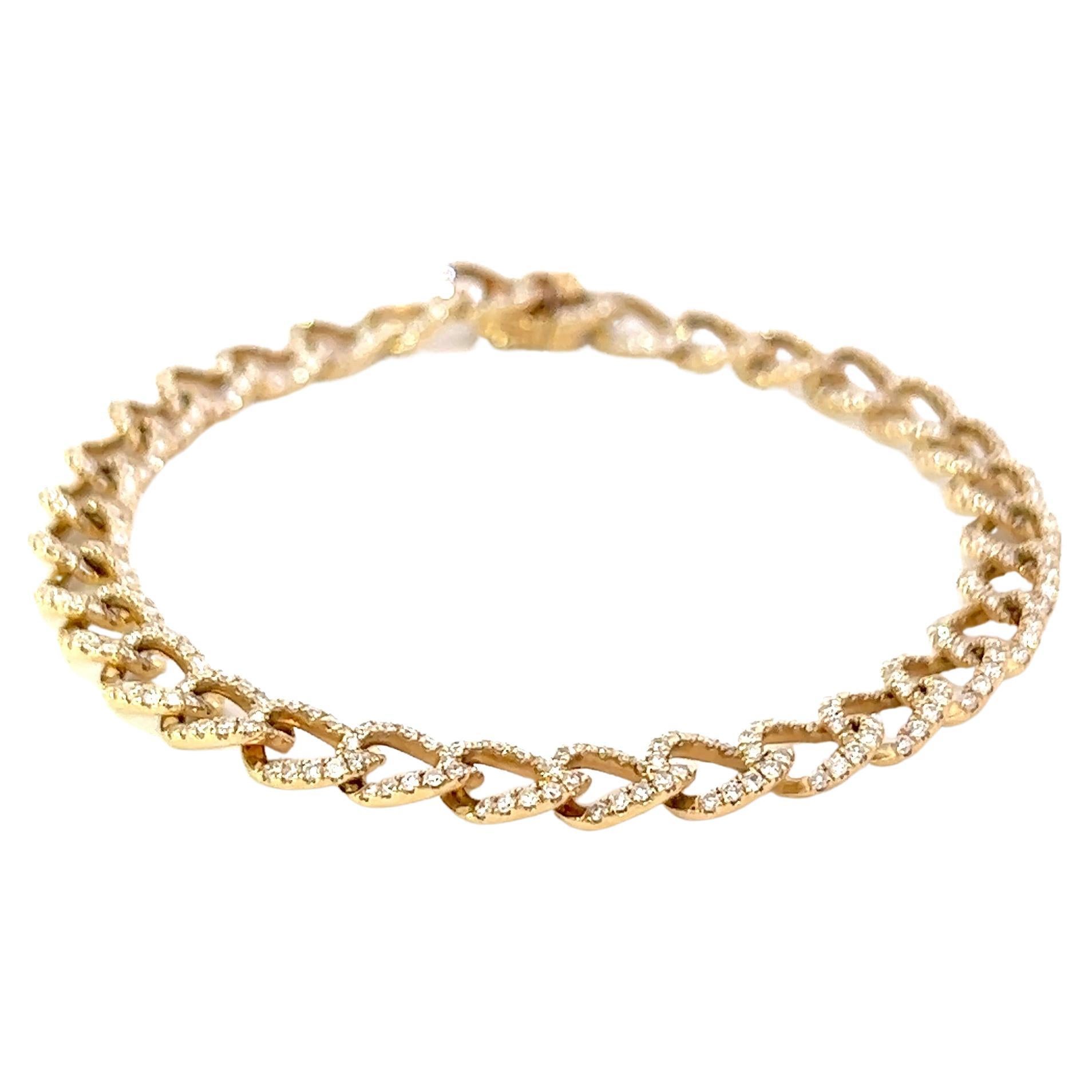 2.65CT Diamond Bracelet set in 14k Yellow Gold For Sale