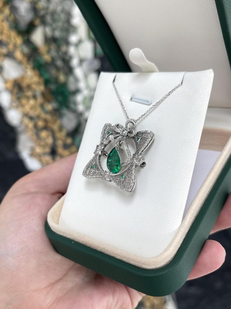2.65tcw Colombian Emerald & Diamond Pendant  14K Gold Pear Cut Vintage Brooch In New Condition For Sale In Jupiter, FL