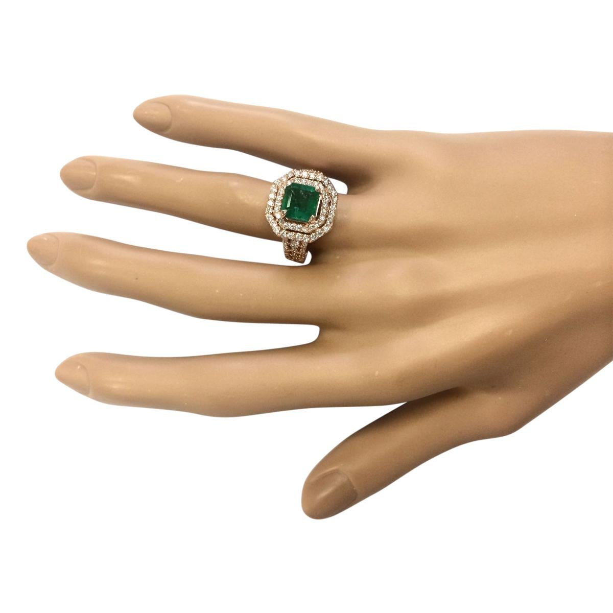 Natural Emerald 14 Karat Rose Gold Diamond Ring In New Condition For Sale In Los Angeles, CA