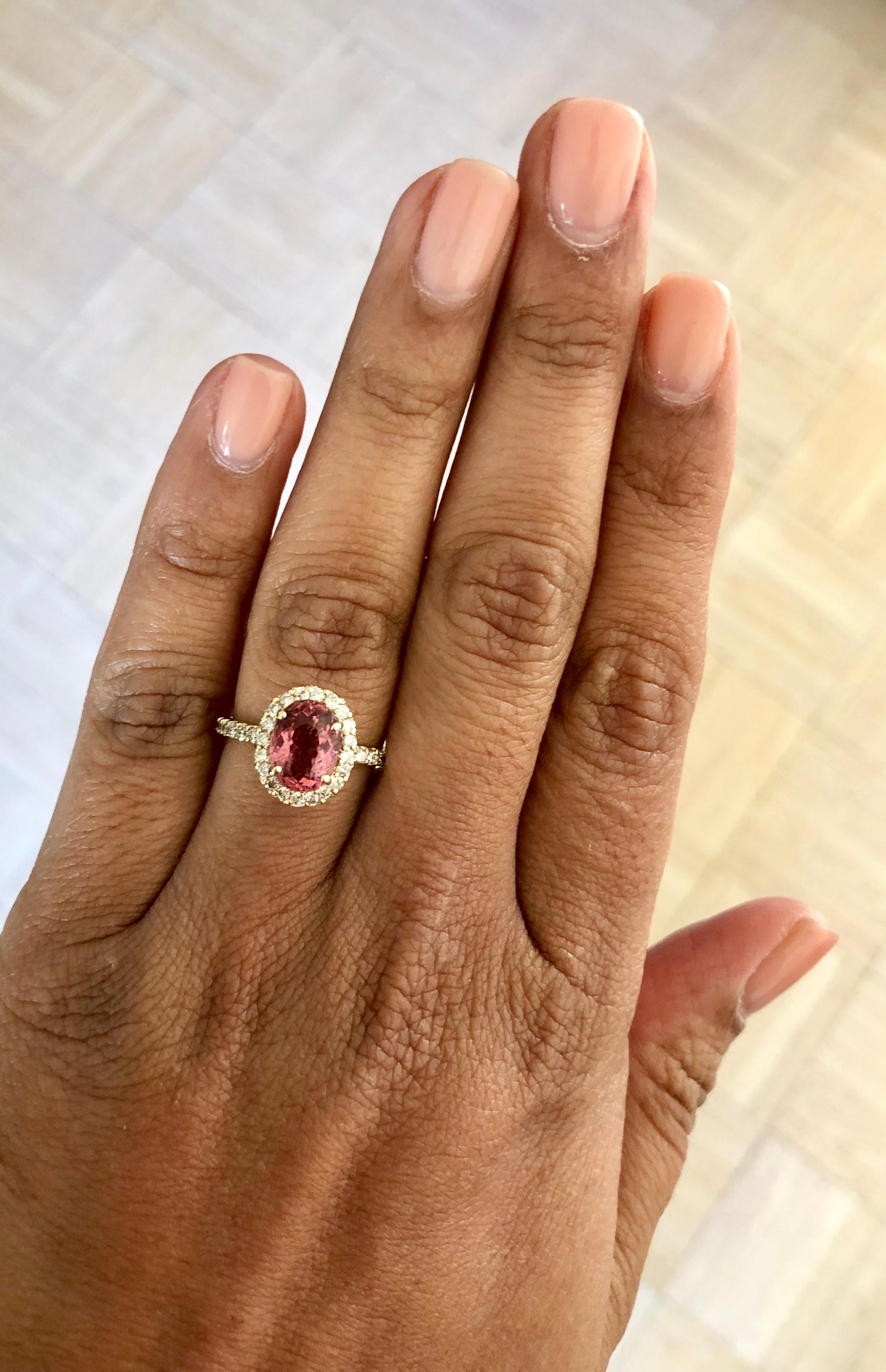 14 Karat Gelbgold Ring mit 2,66 Karat rosa Turmalin und Diamant im Zustand „Neu“ in Los Angeles, CA