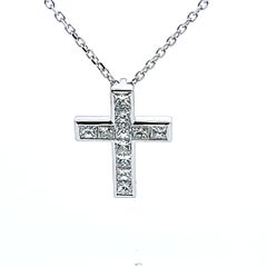 2.66 Carat Princess Cut E VS1 Diamond 18 Karat White Gold 14 Karat Gold Pendant