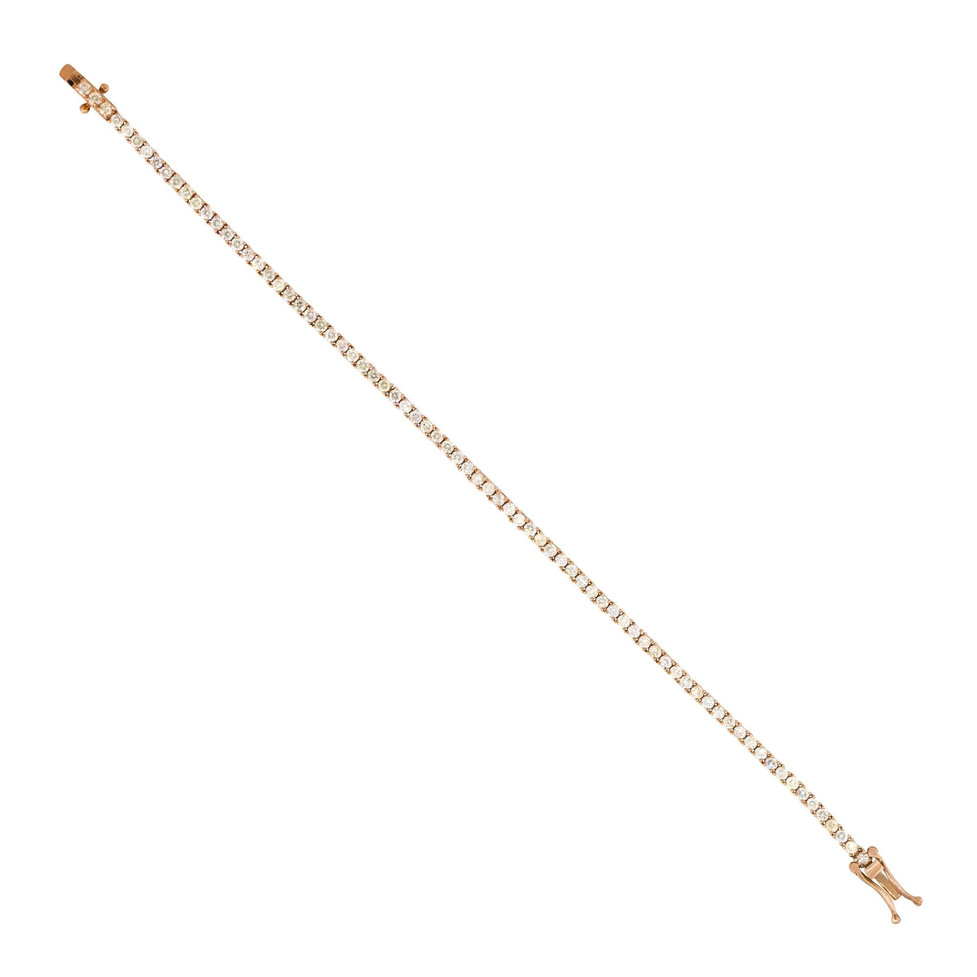 14k Rose Gold 2.66ctw Round Brilliant Diamond Tennis Bracelet
Material: 14k Rose Gold
Diamond Details: Approximately 2.66ctw of Round Brilliant Diamonds. Diamonds are G/H in color and VS in clarity
Clasps: Tongue in box clasp
Total Weight: 7.3g