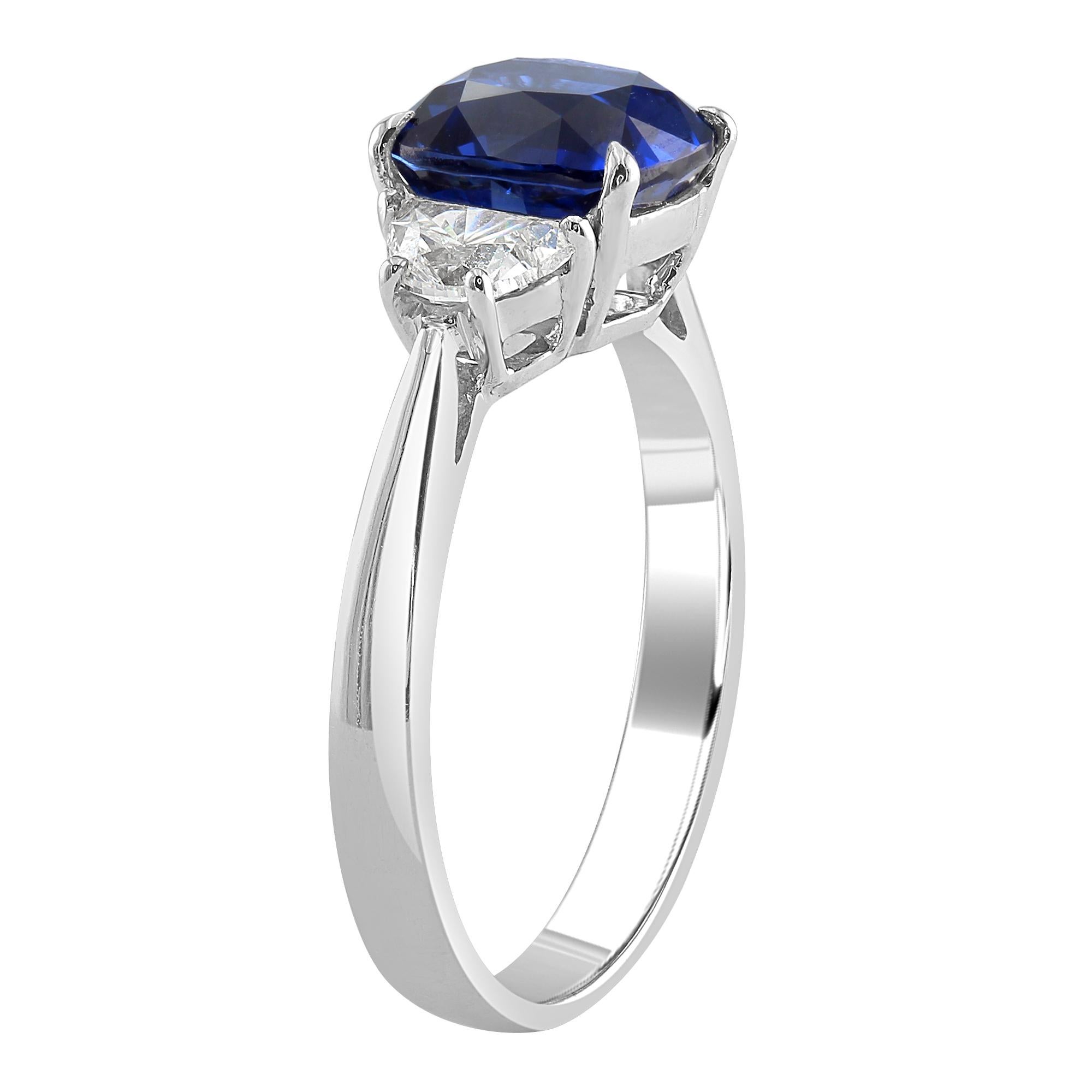 Modern 2.66 Carat Sapphire and Diamond White Gold Three-Stone Ring For Sale