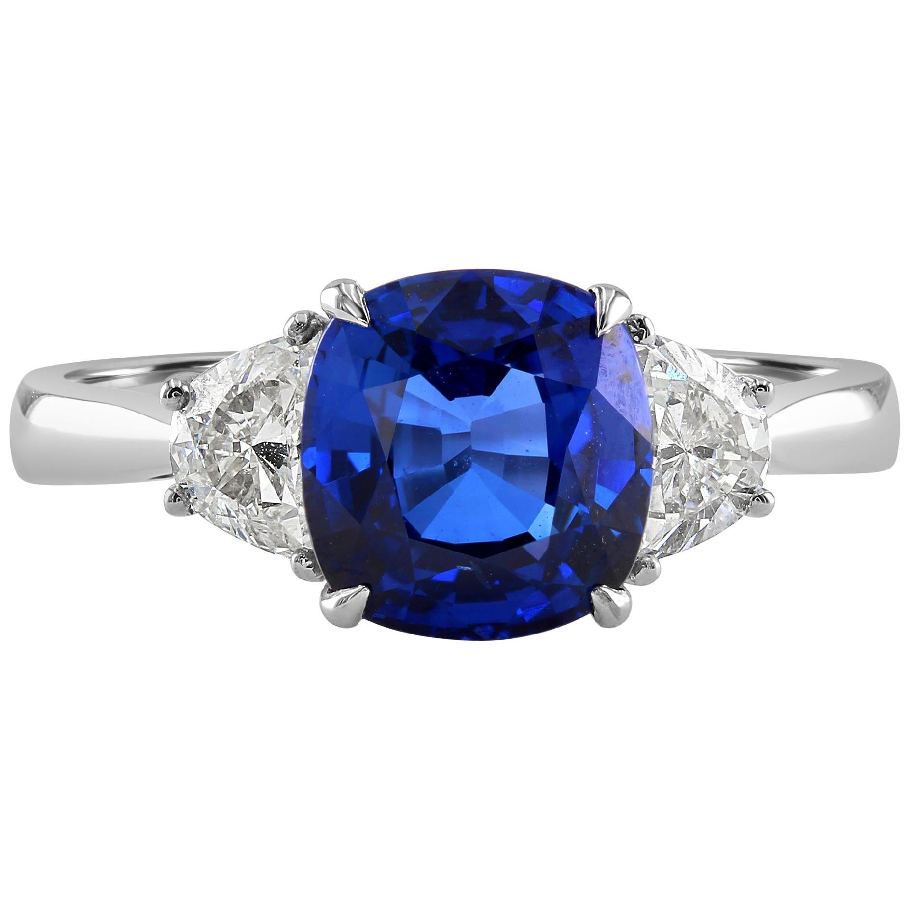 2.66 Carat Sapphire and Diamond White Gold Three-Stone Ring For Sale