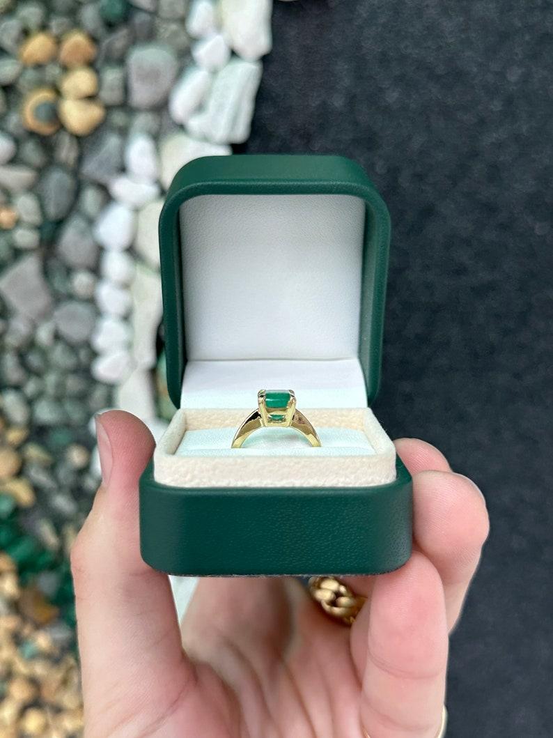 2.66ct Emerald Solitaire Engagement Ring in 14K Gold - Rich Green, Claw Prong In New Condition For Sale In Jupiter, FL